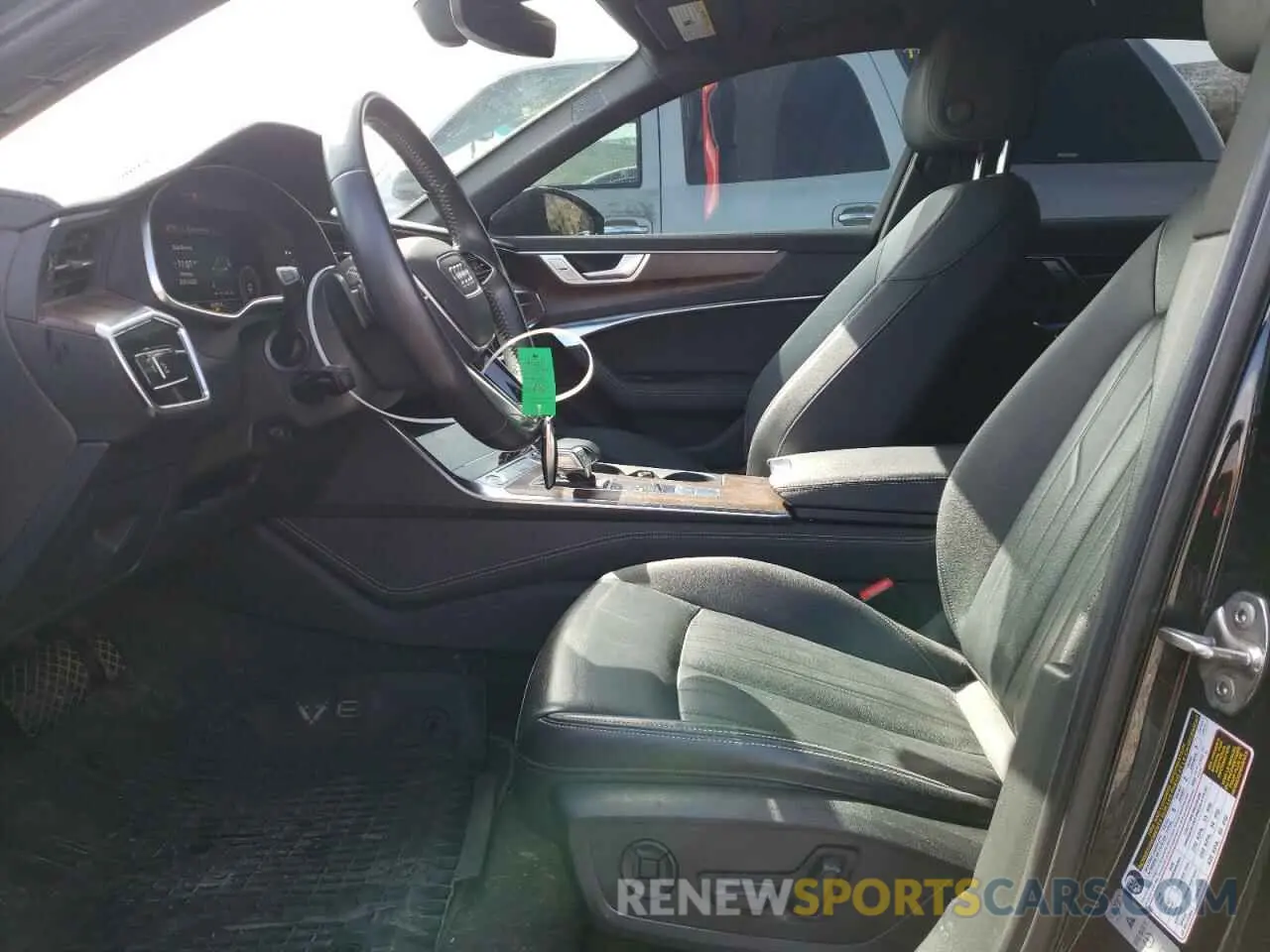 7 fotografías del automóvil dañado WAUE8AF25LN005504 AUDI A6 2020