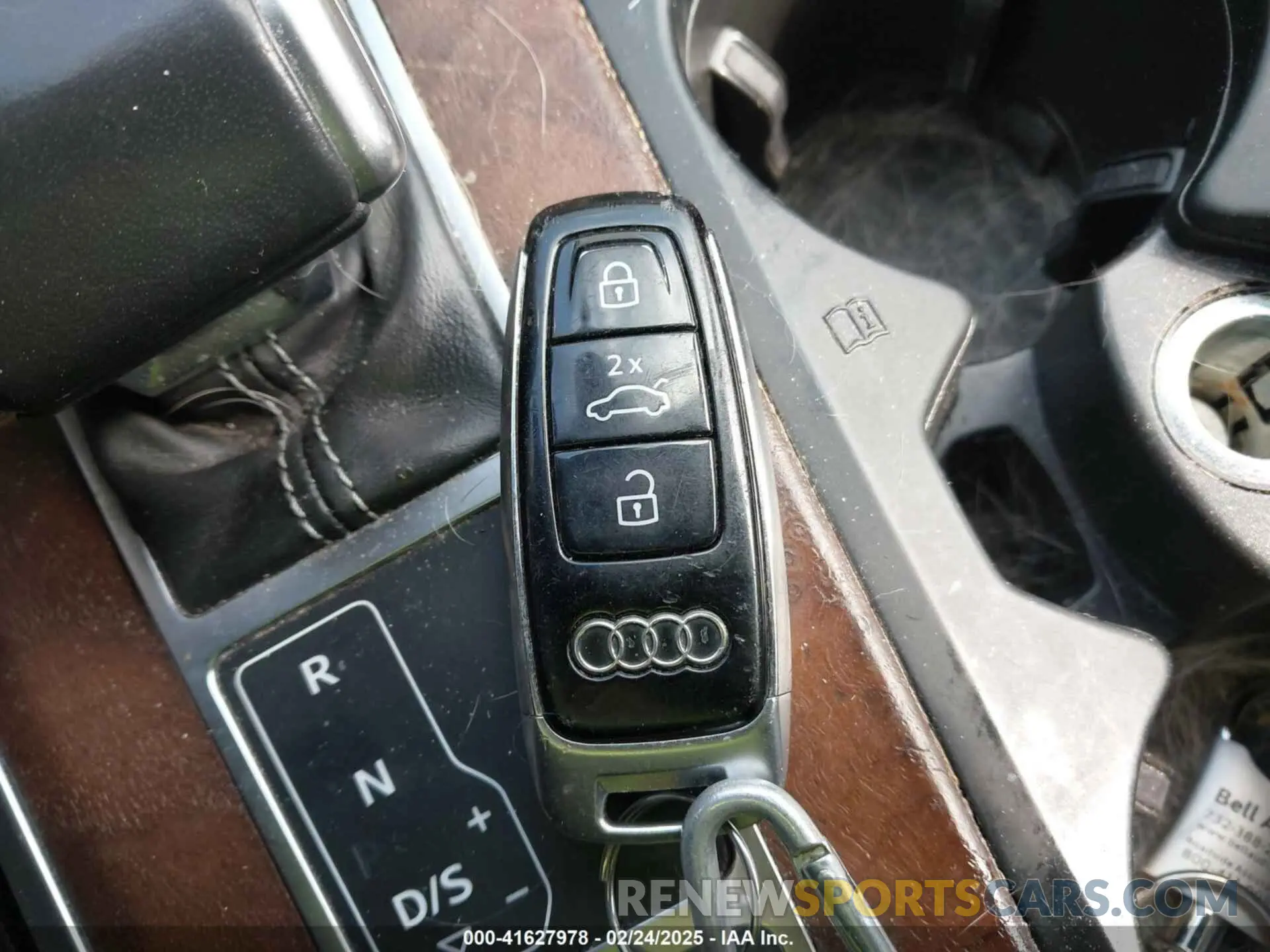 11 fotografías del automóvil dañado WAUE8AF2XLN053533 AUDI A6 2020