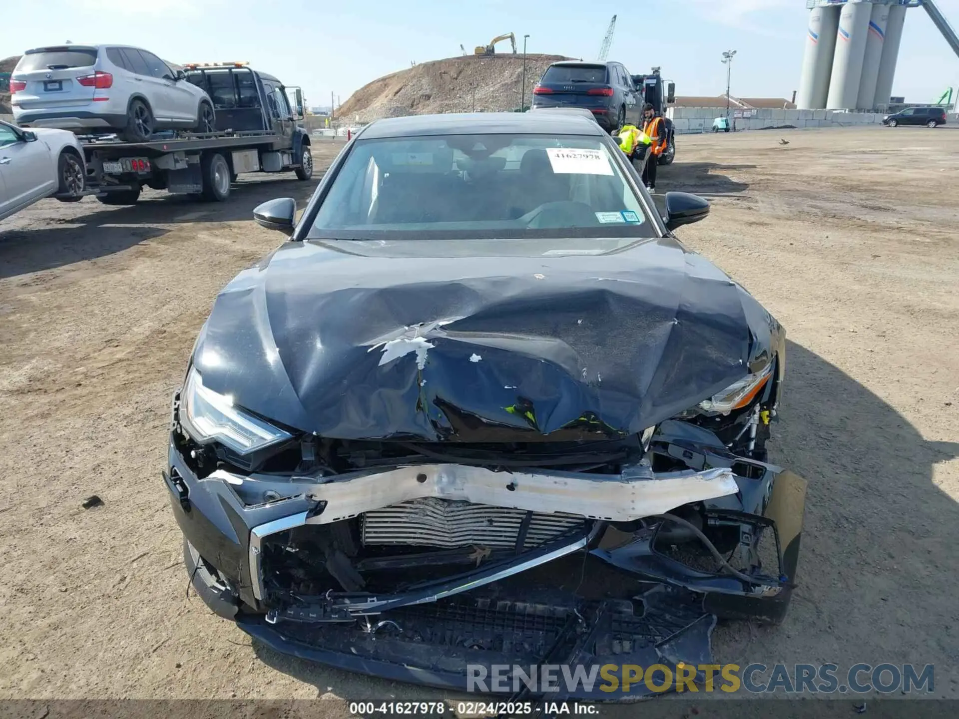 12 fotografías del automóvil dañado WAUE8AF2XLN053533 AUDI A6 2020