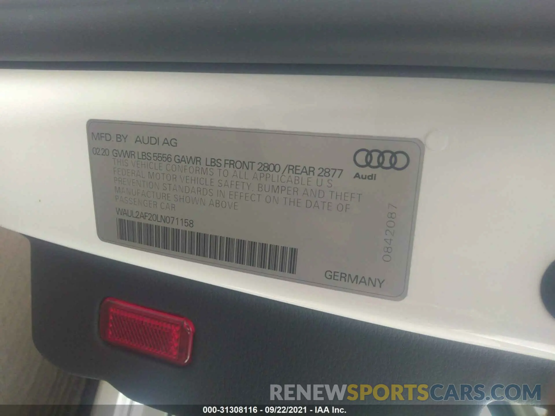 9 fotografías del automóvil dañado WAUL2AF20LN071158 AUDI A6 2020
