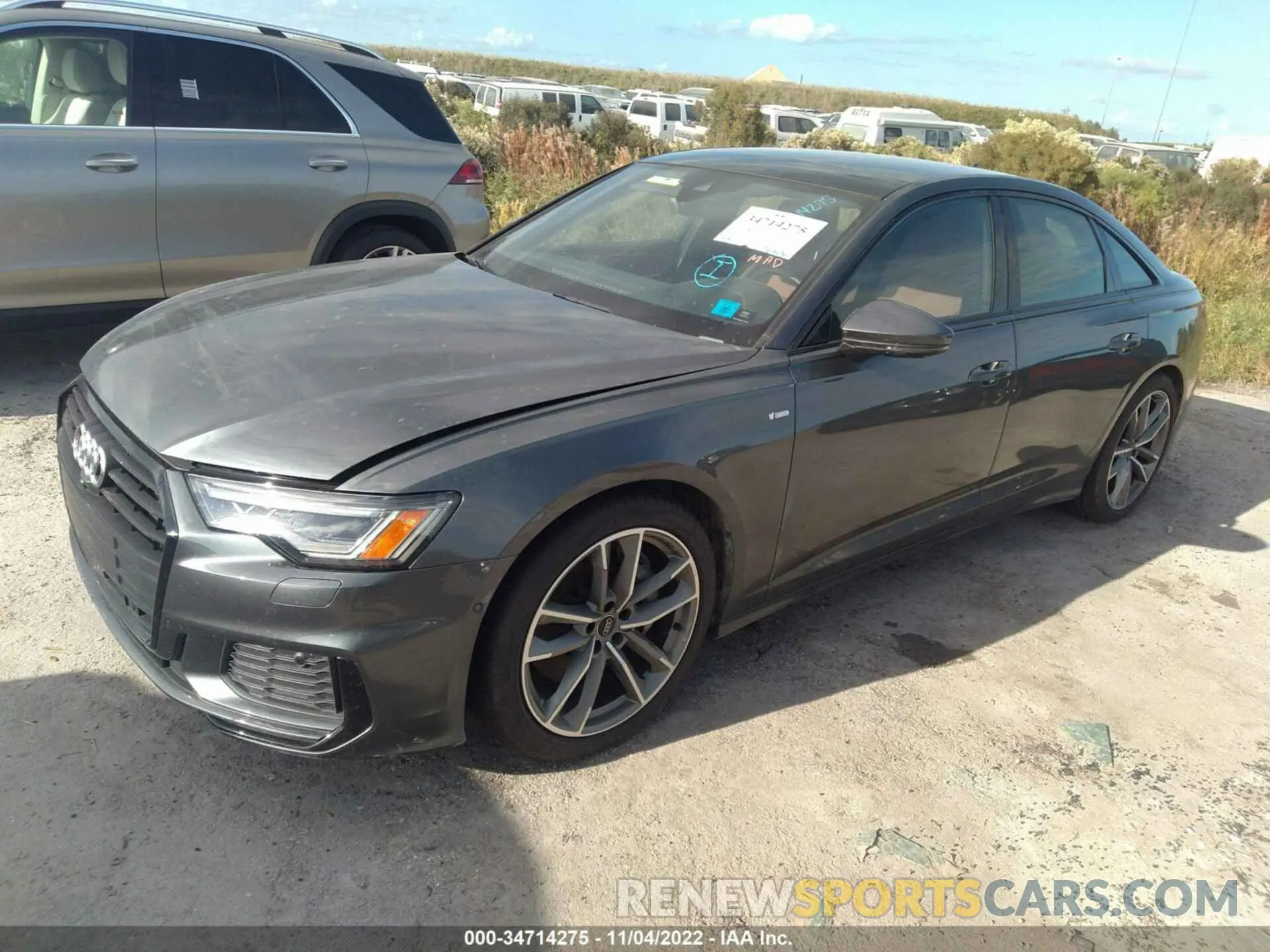 2 fotografías del automóvil dañado WAUL2AF23LN078119 AUDI A6 2020