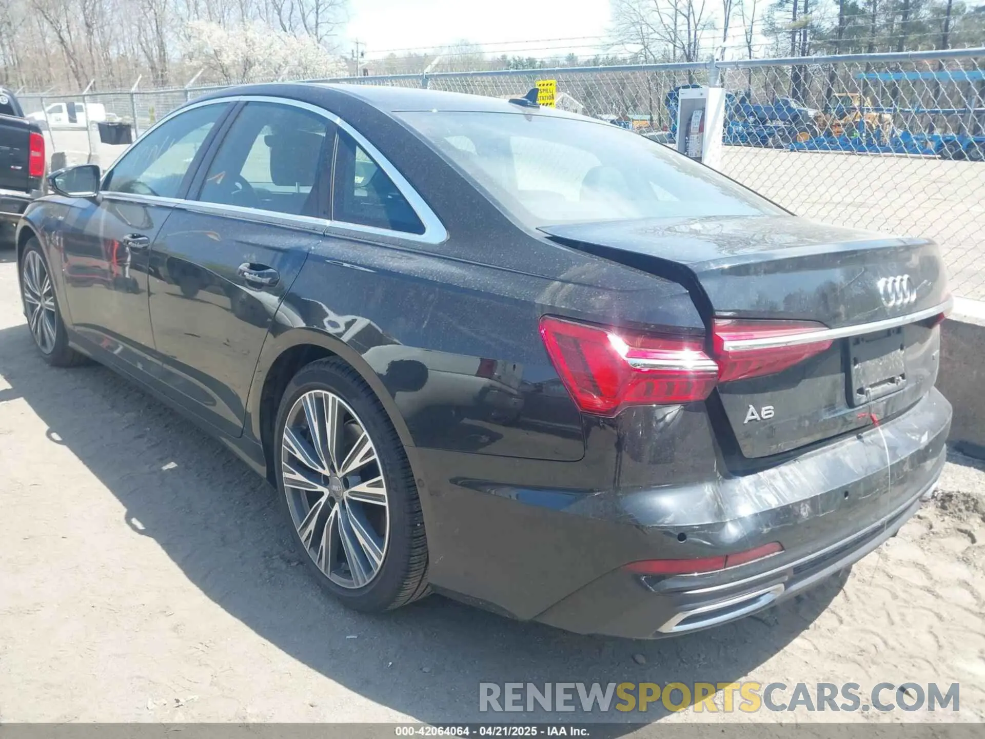 3 fotografías del automóvil dañado WAUL2AF29LN052995 AUDI A6 2020