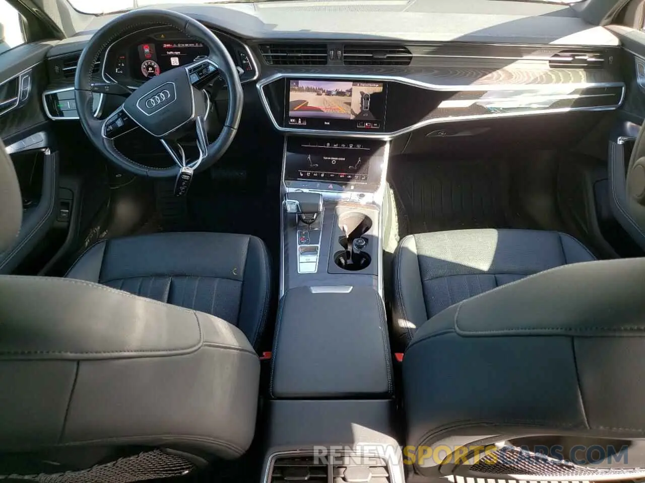 8 fotografías del automóvil dañado WAUM2AF24LN043948 AUDI A6 2020
