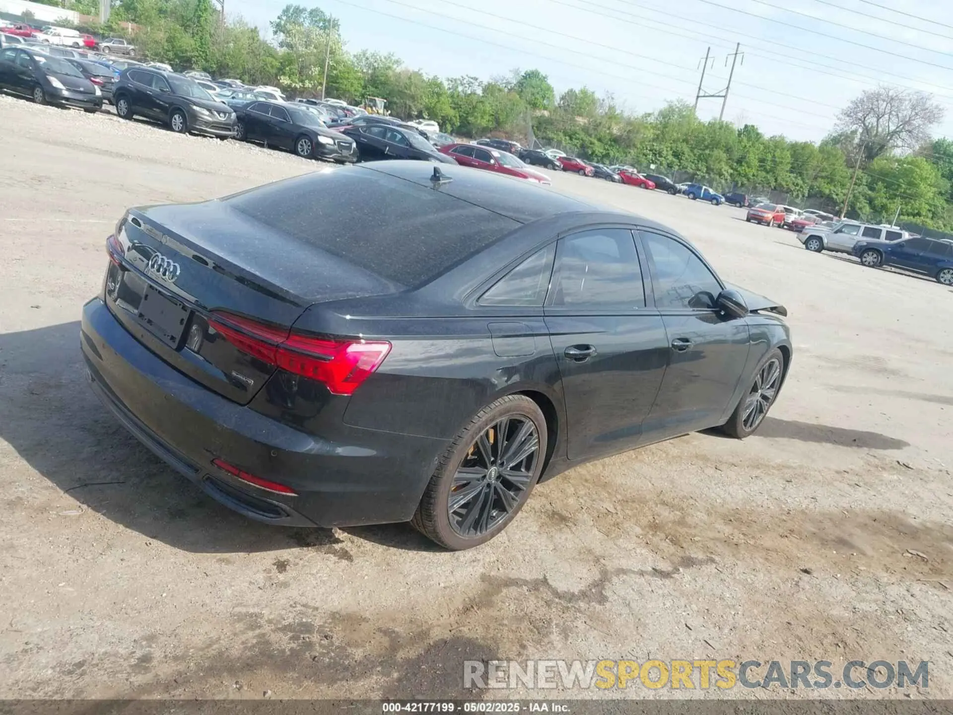 4 fotografías del automóvil dañado WAUD3AF21MN071219 AUDI A6 2021
