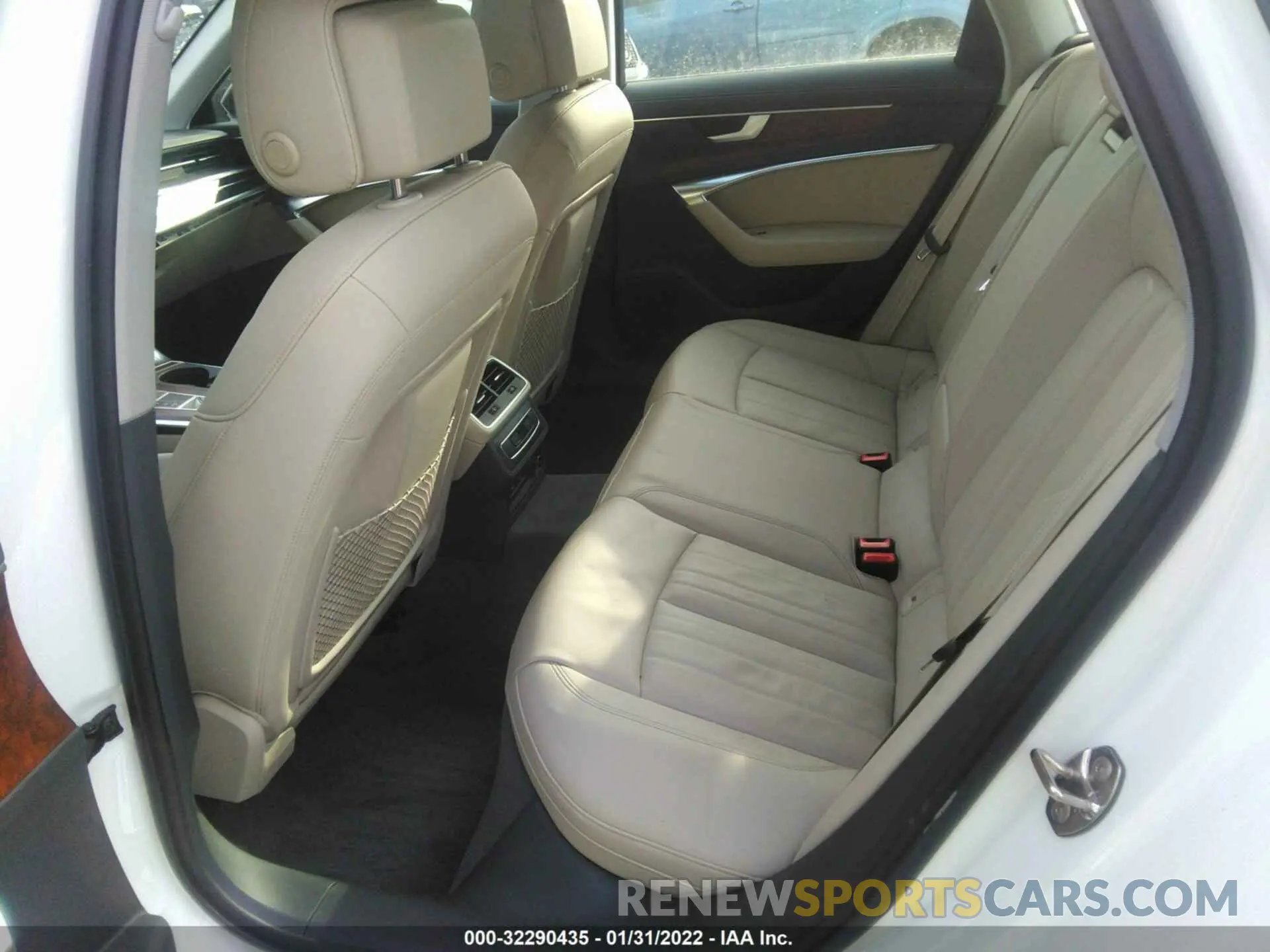 8 fotografías del automóvil dañado WAUD3AF23MN071688 AUDI A6 2021
