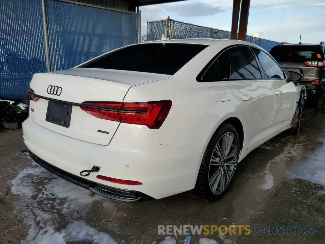 4 fotografías del automóvil dañado WAUD3AF26MN069563 AUDI A6 2021