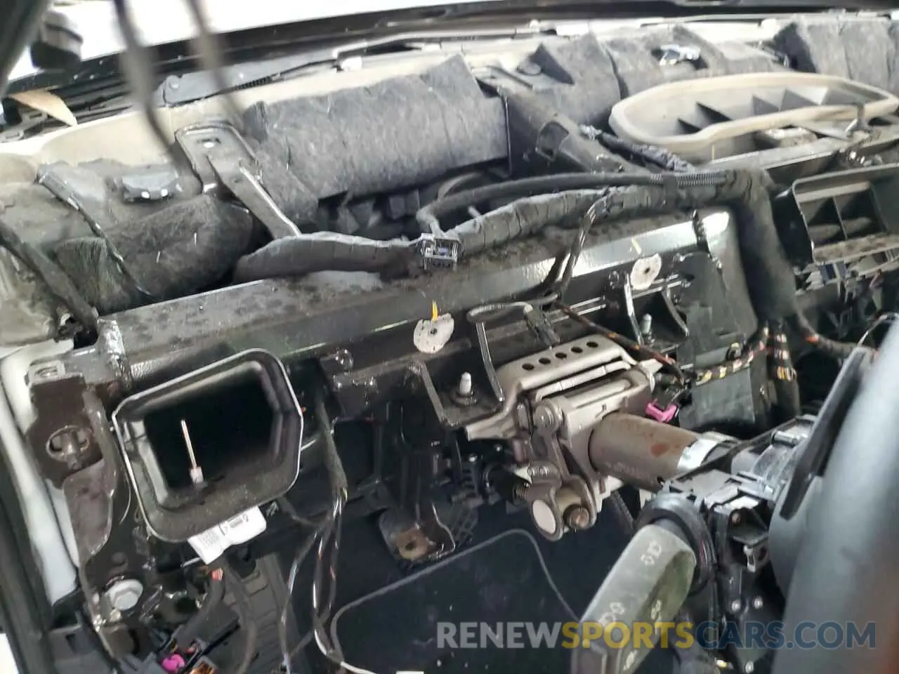 8 fotografías del automóvil dañado WAUD3AF26MN069563 AUDI A6 2021