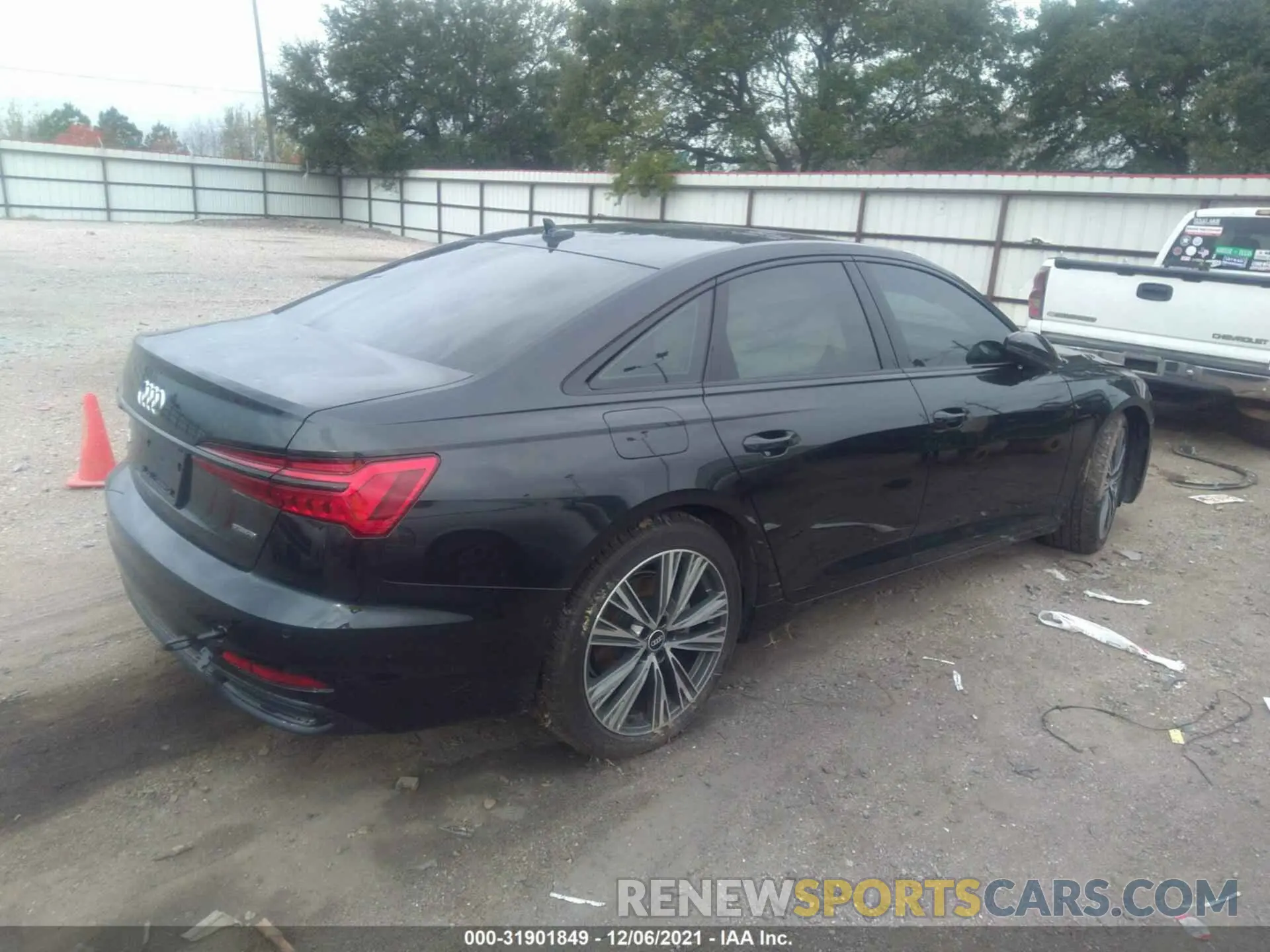 4 fotografías del automóvil dañado WAUD8AF2XMN033697 AUDI A6 2021