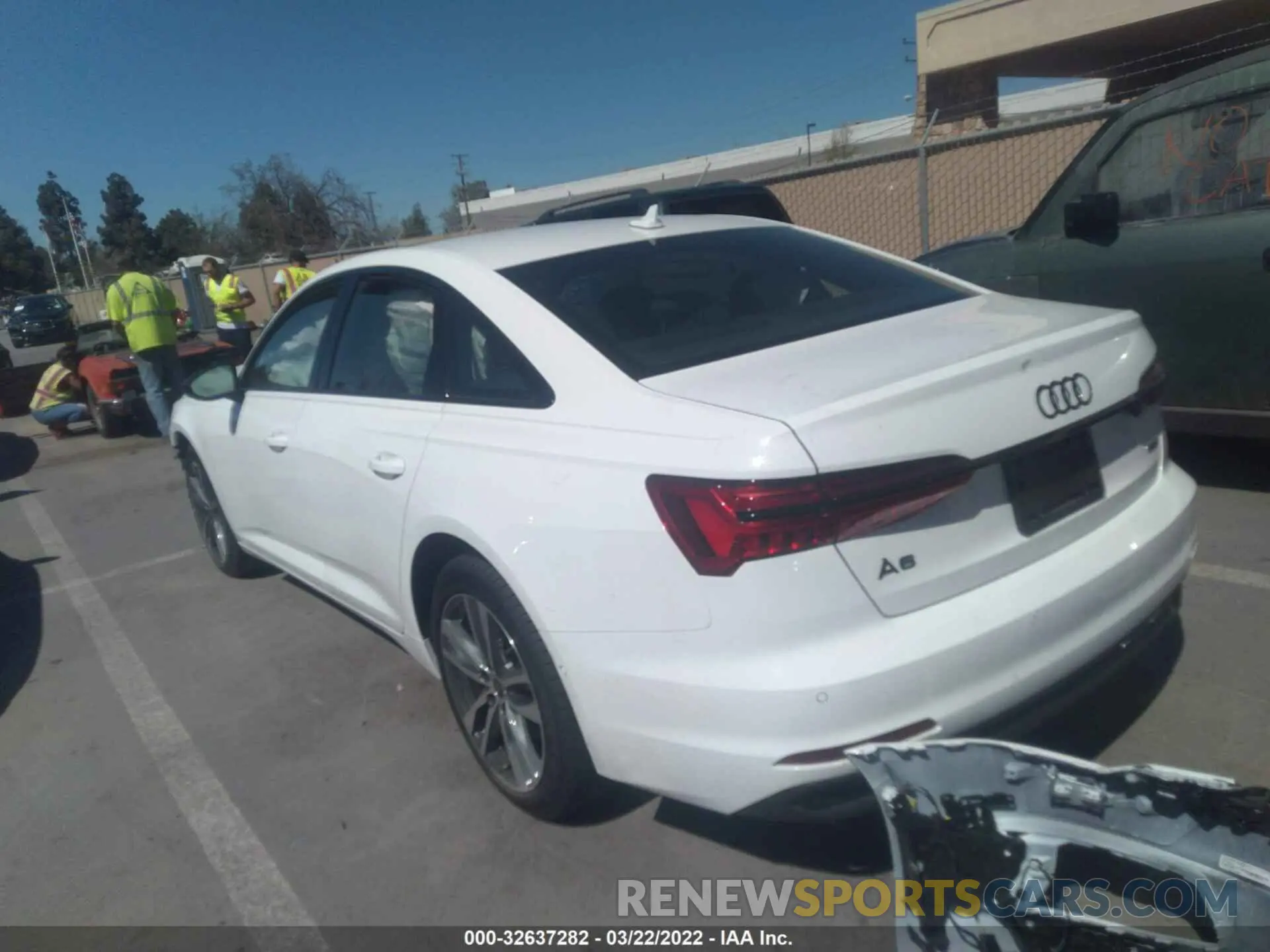 3 fotografías del automóvil dañado WAUE3AF25MN066223 AUDI A6 2021