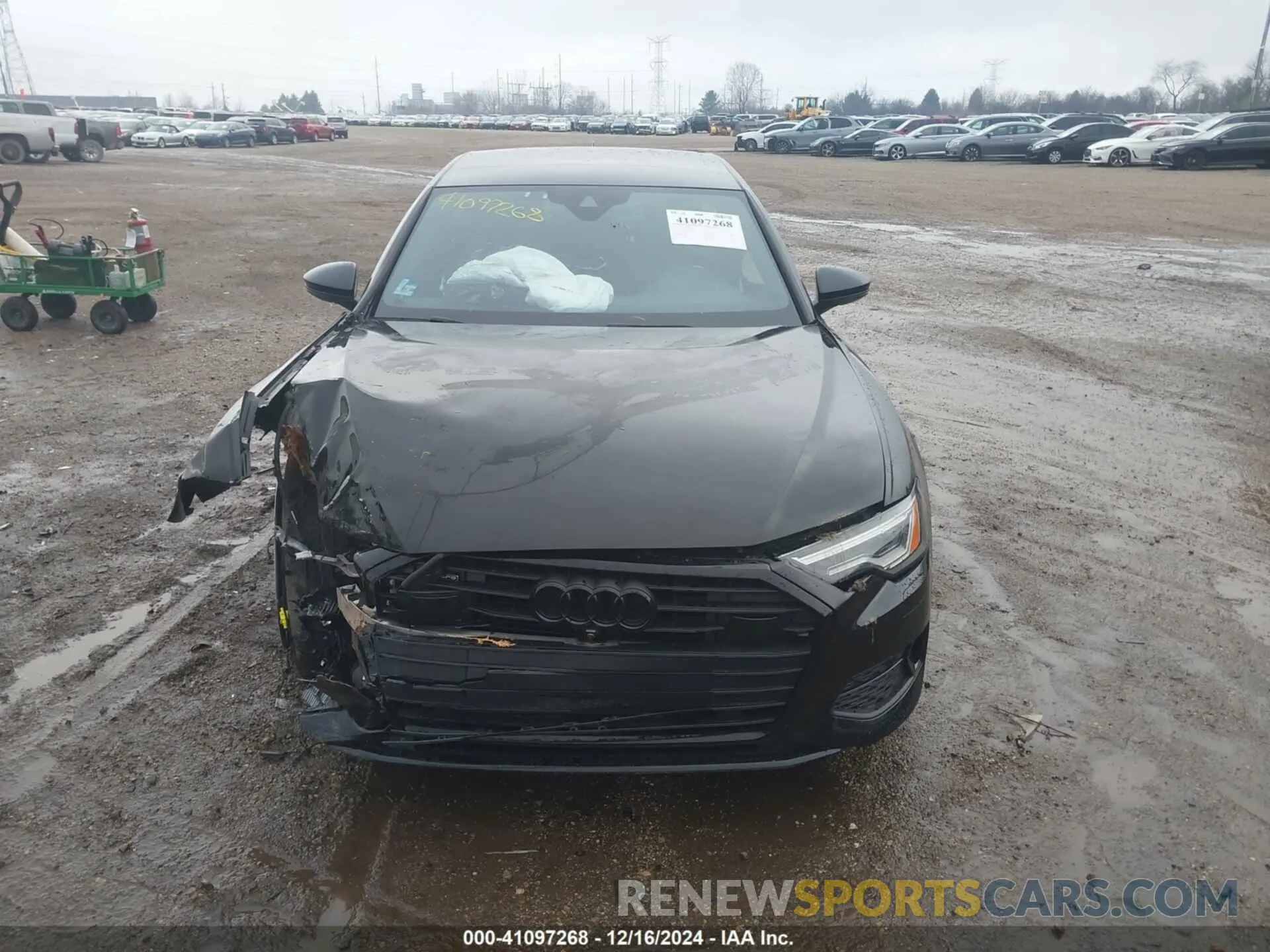 12 fotografías del automóvil dañado WAUE3AF29MN087351 AUDI A6 2021