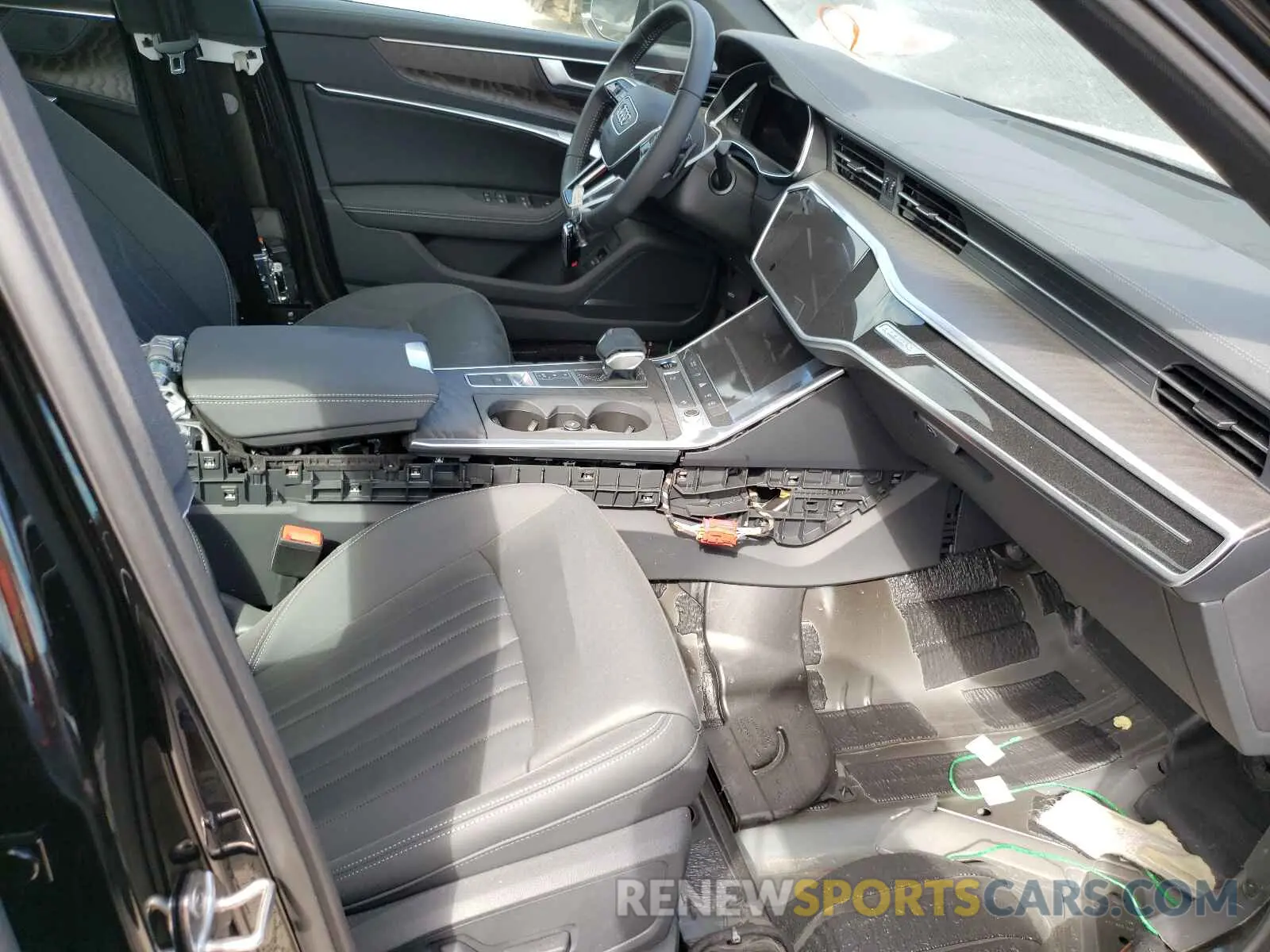 5 fotografías del automóvil dañado WAUE8AF21MN034239 AUDI A6 2021