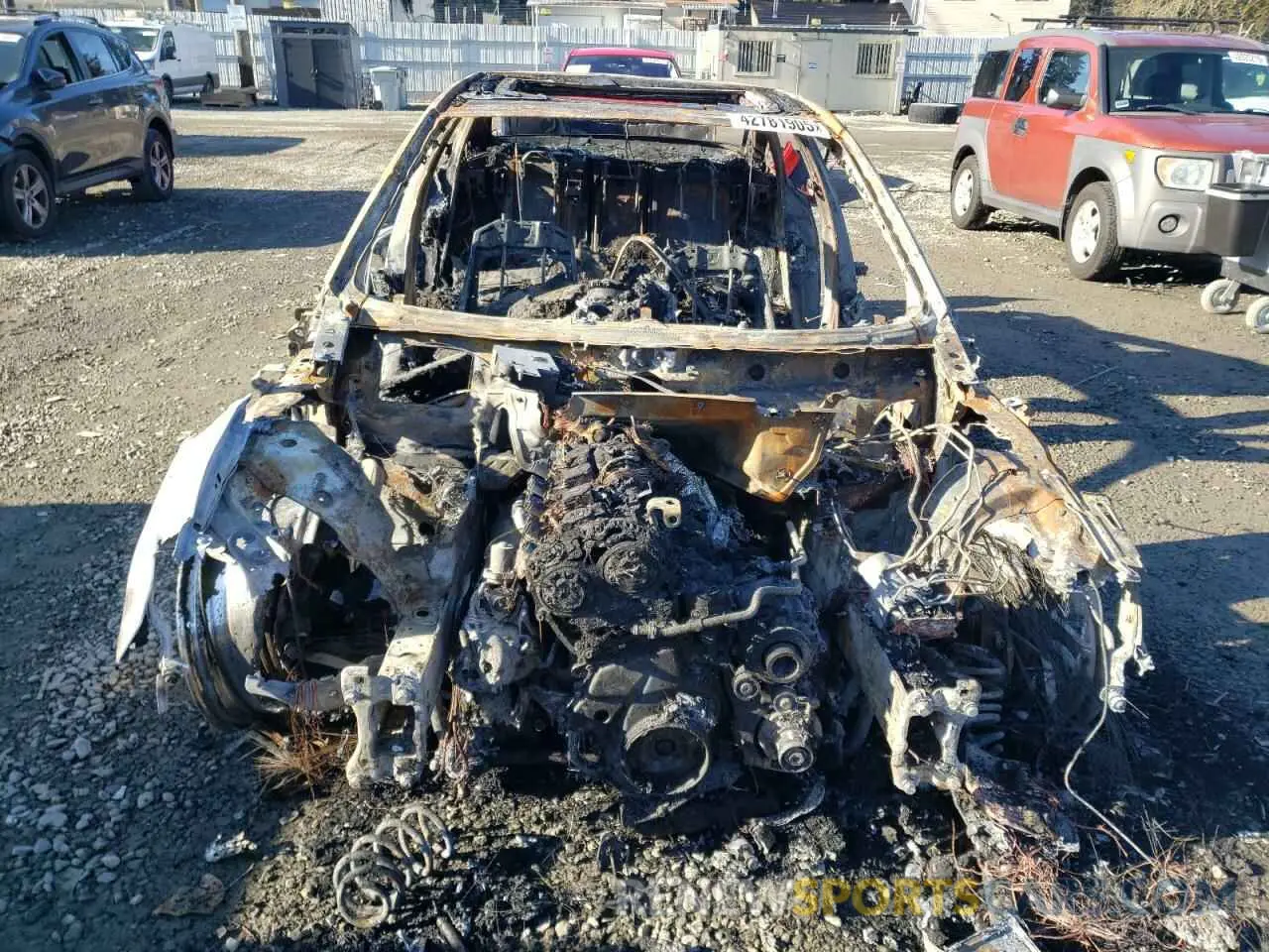 5 fotografías del automóvil dañado WAUE8AF27MN031037 AUDI A6 2021