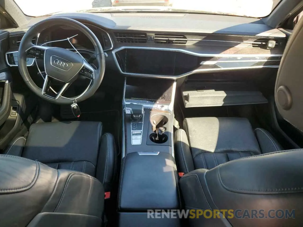 8 fotografías del automóvil dañado WAUM2BF27MN082332 AUDI A6 2021