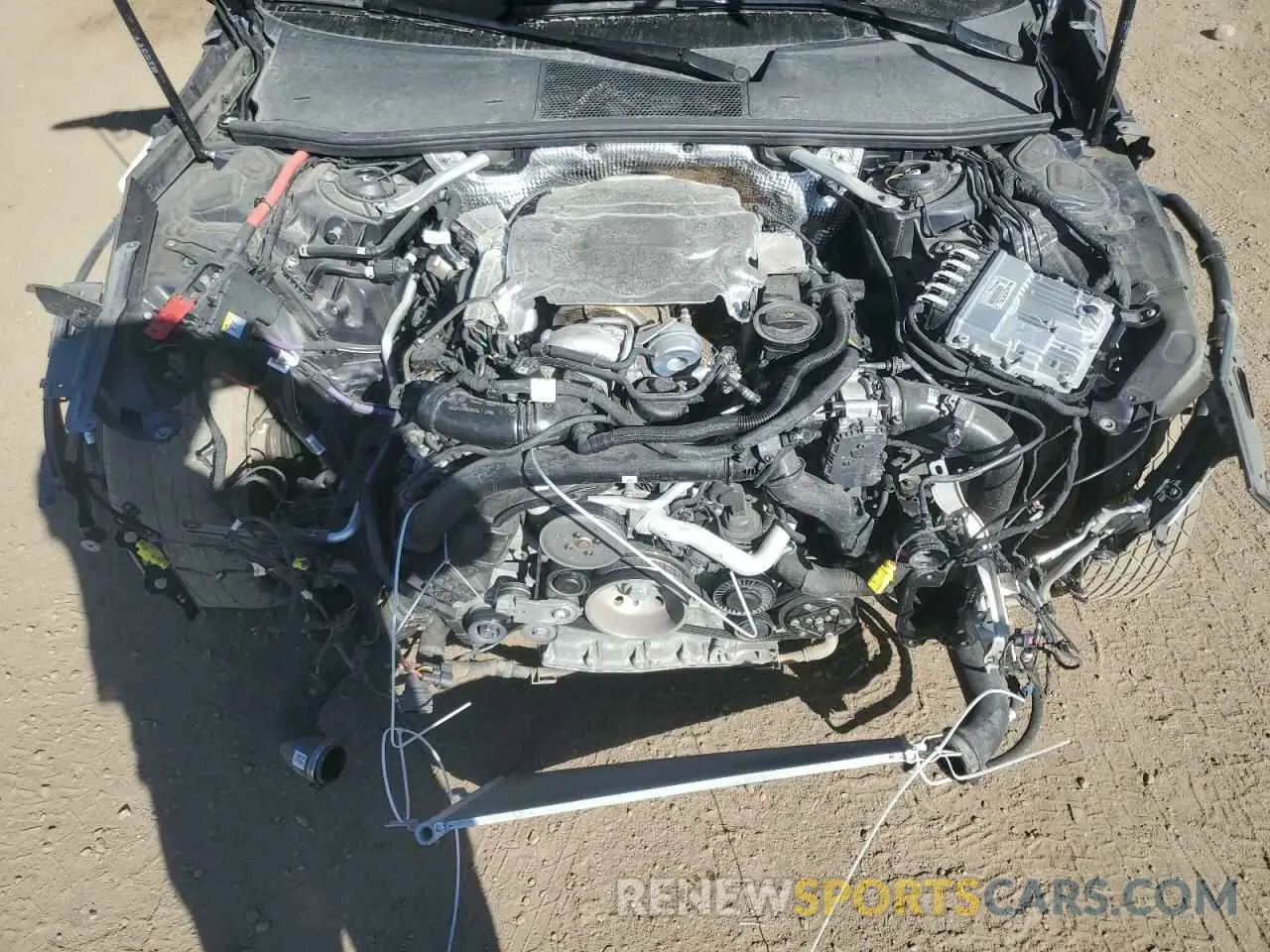 13 fotografías del automóvil dañado WAU92BF26NN014515 AUDI A6 2022