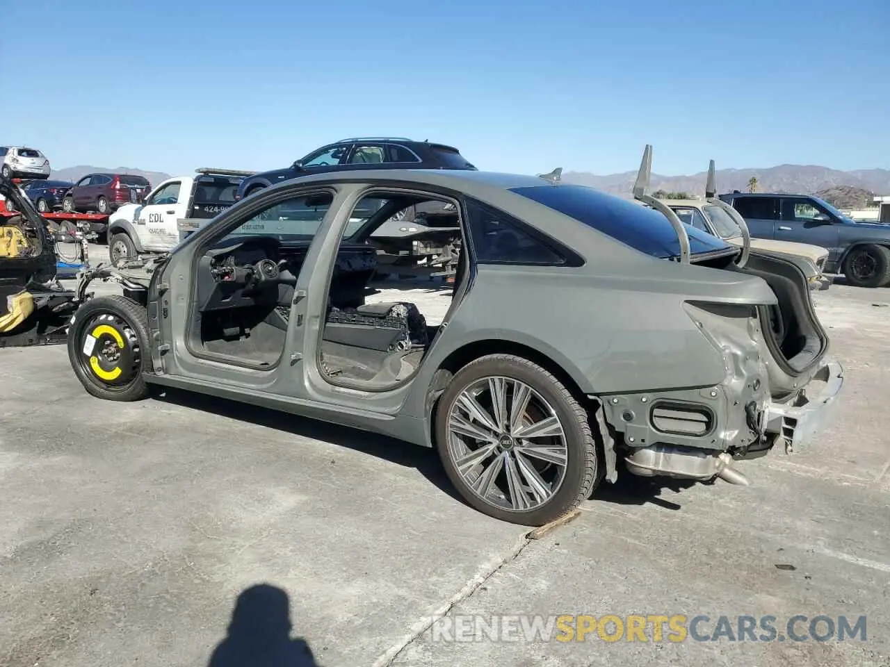 2 fotografías del automóvil dañado WAUD3BF21NN064293 AUDI A6 2022