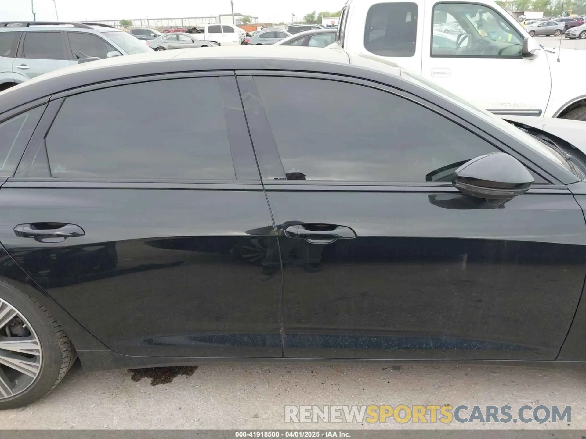 14 fotografías del automóvil dañado WAUD3BF2XNN040882 AUDI A6 2022