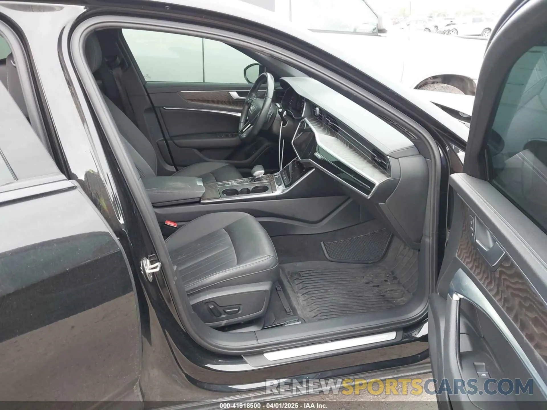 5 fotografías del automóvil dañado WAUD3BF2XNN040882 AUDI A6 2022