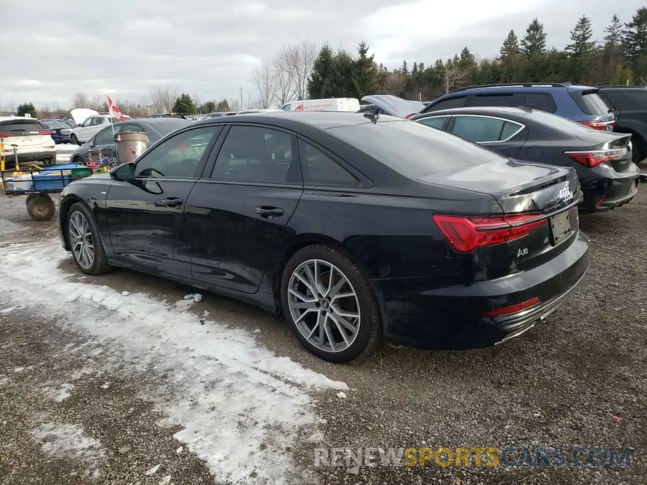 2 fotografías del automóvil dañado WAUK3AF24NN009404 AUDI A6 2022