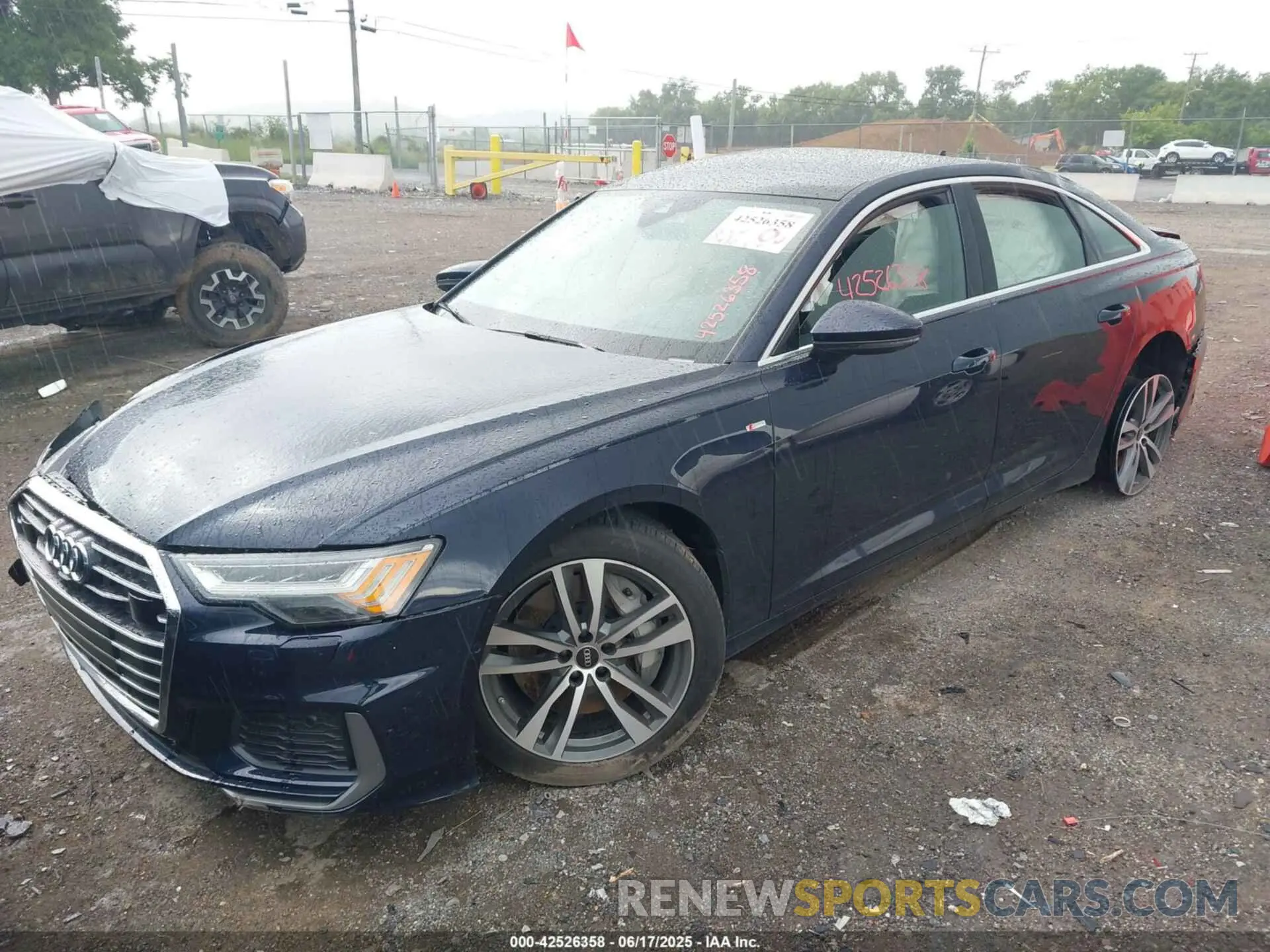 2 fotografías del automóvil dañado WAUM2BF28NN023744 AUDI A6 2022