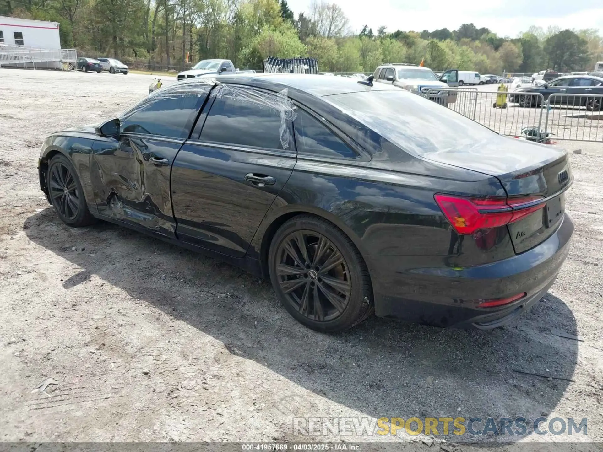3 fotografías del automóvil dañado WAUE3BF21PN065709 AUDI A6 2023