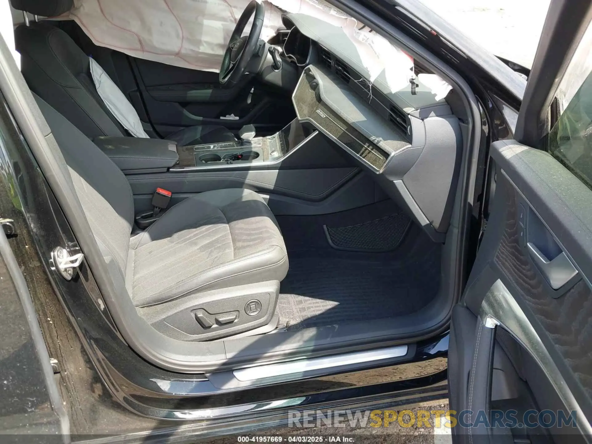 5 fotografías del automóvil dañado WAUE3BF21PN065709 AUDI A6 2023