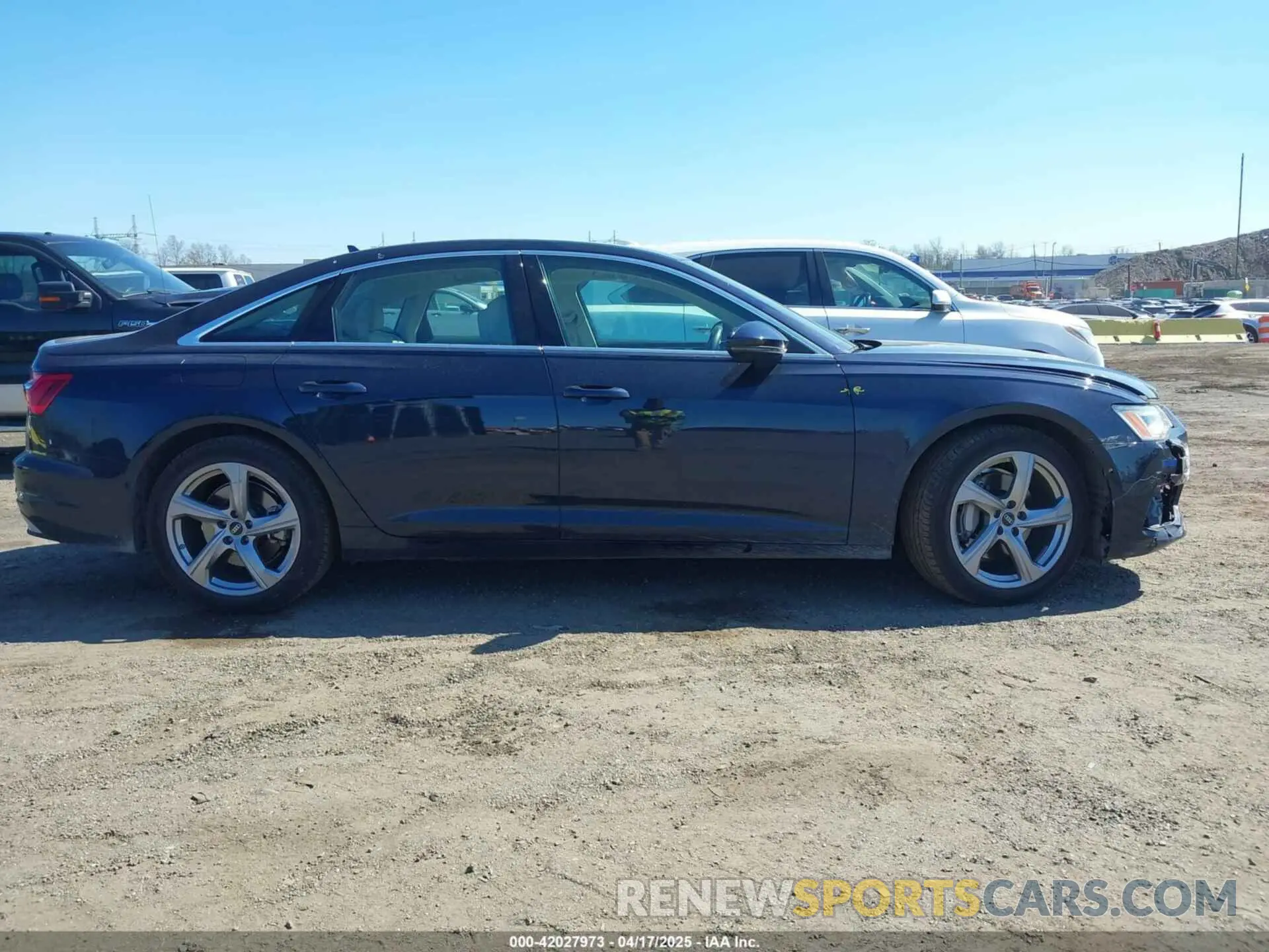 13 fotografías del automóvil dañado WAUD3BF23RN039157 AUDI A6 2024