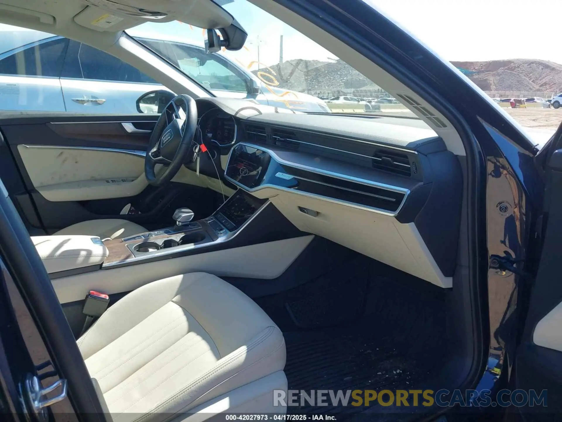 5 fotografías del automóvil dañado WAUD3BF23RN039157 AUDI A6 2024