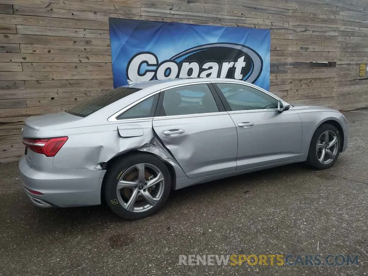 3 fotografías del automóvil dañado WAUE3BF24RN036143 AUDI A6 2024