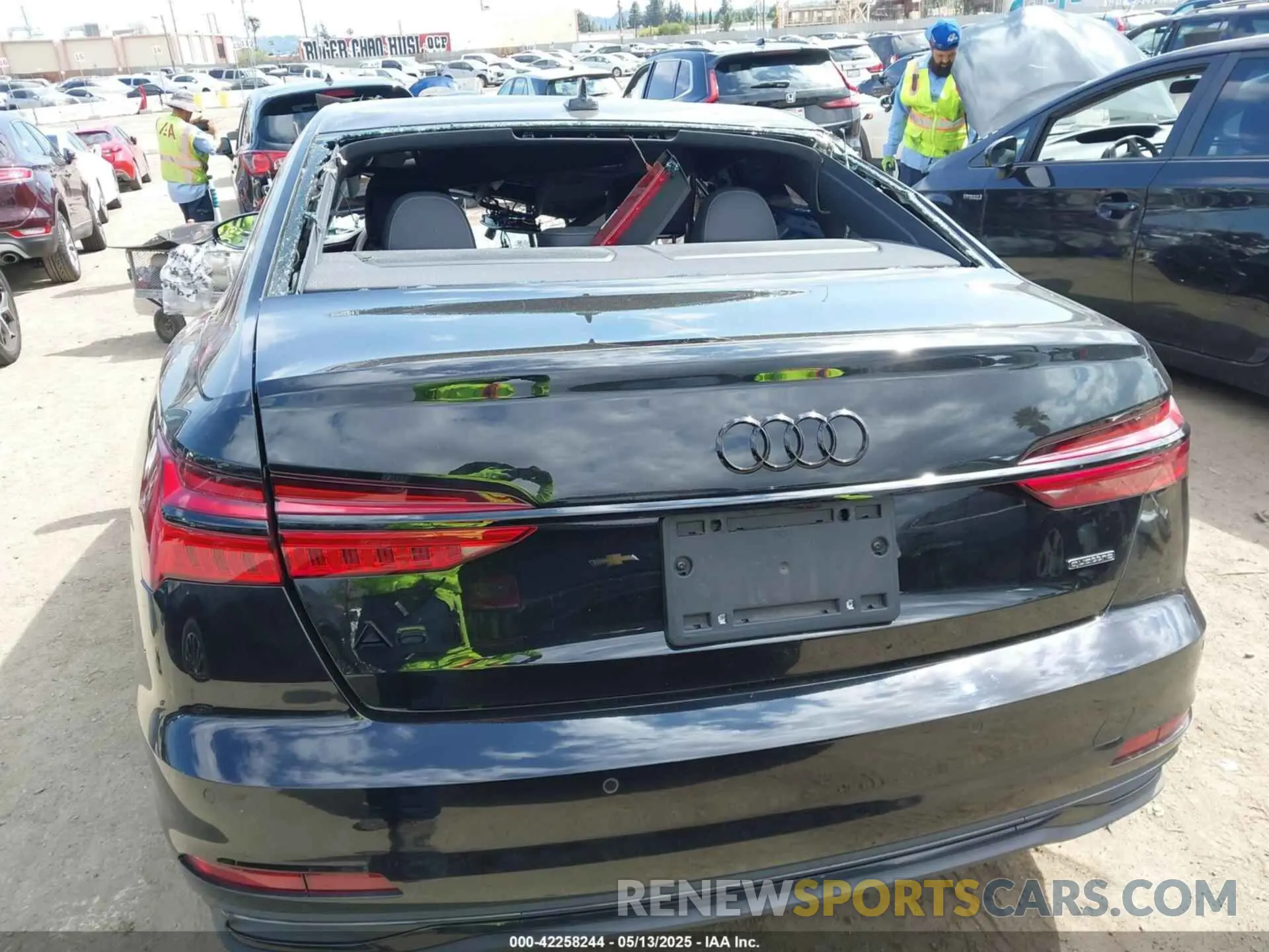 15 fotografías del automóvil dañado WAUE3BF25RN058281 AUDI A6 2024