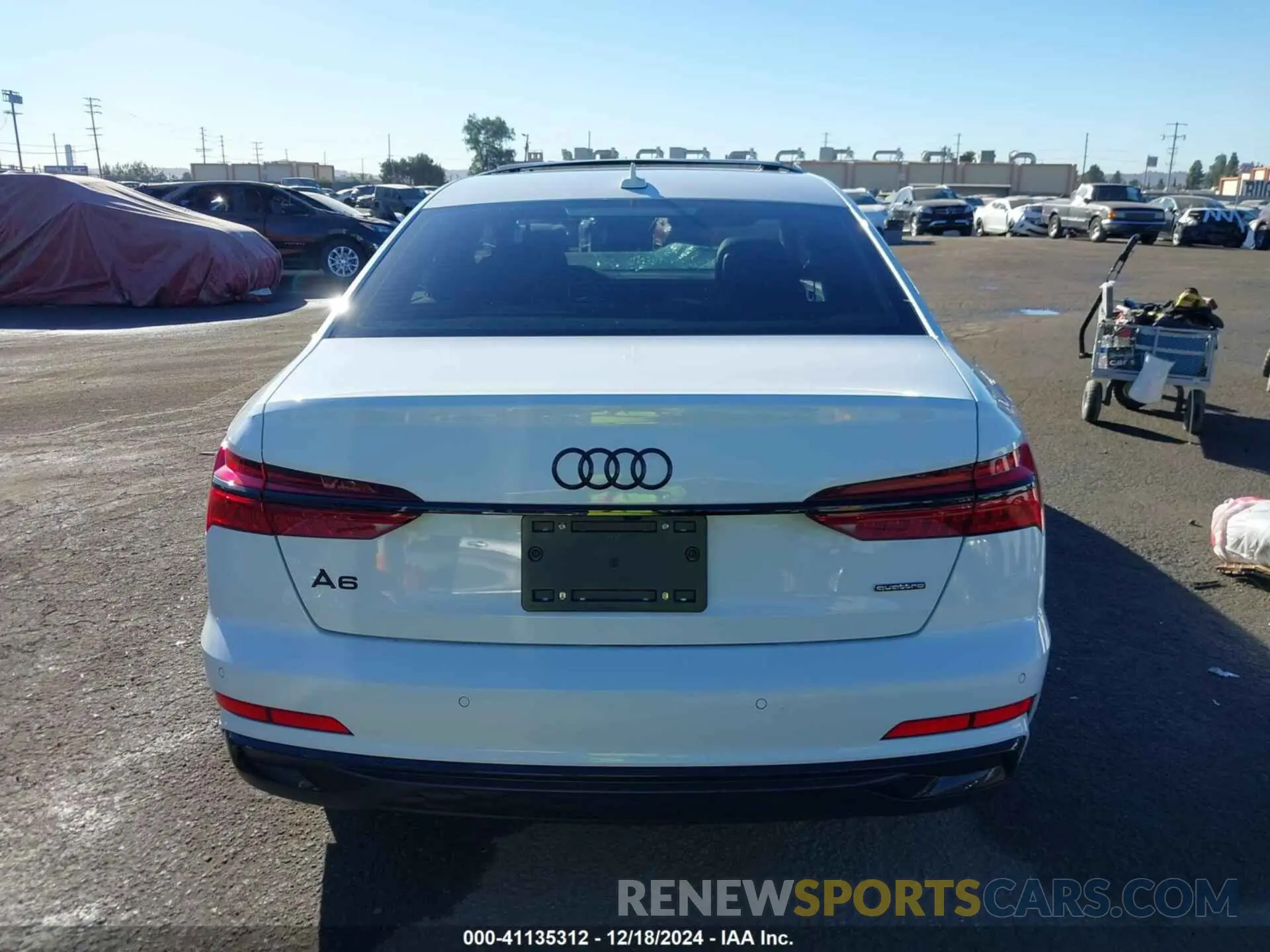15 fotografías del automóvil dañado WAUK3BF29RN045035 AUDI A6 2024