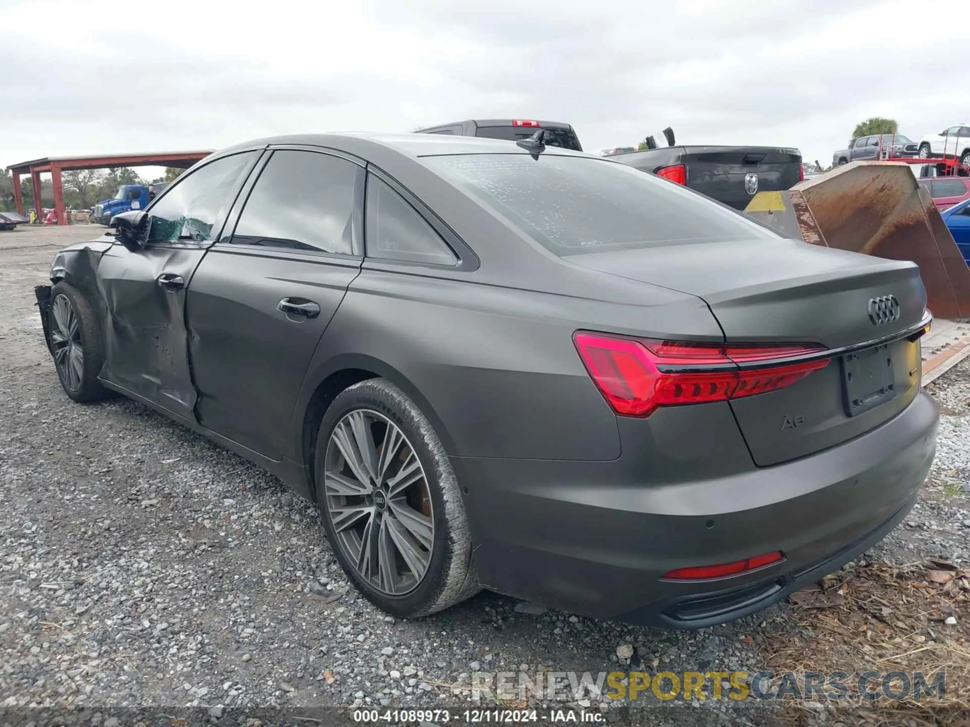 3 fotografías del automóvil dañado WAUD3AF26MN071507 AUDI A6 SEDAN 2021
