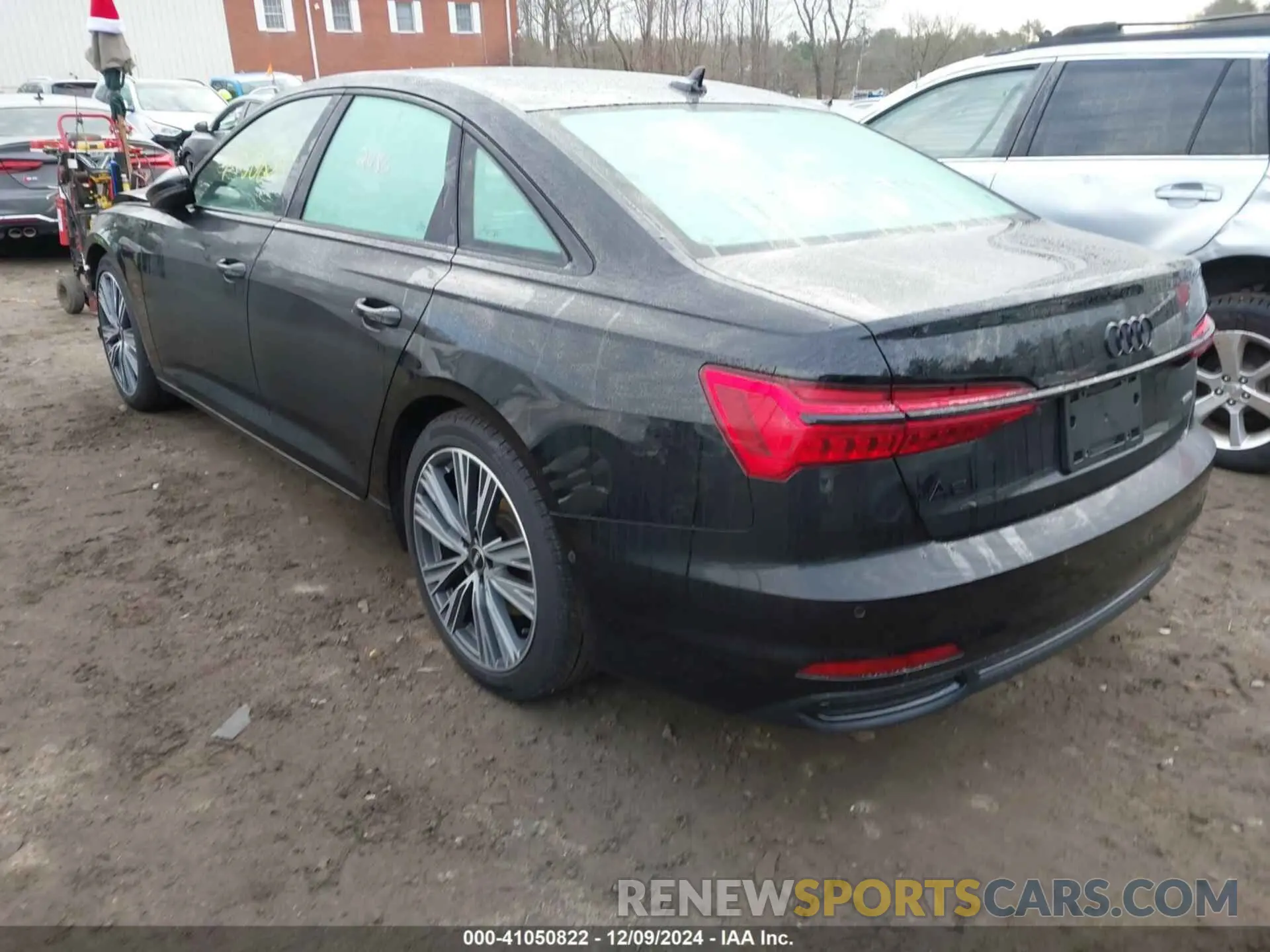 3 fotografías del automóvil dañado WAUD3AF2XMN056881 AUDI A6 SEDAN 2021