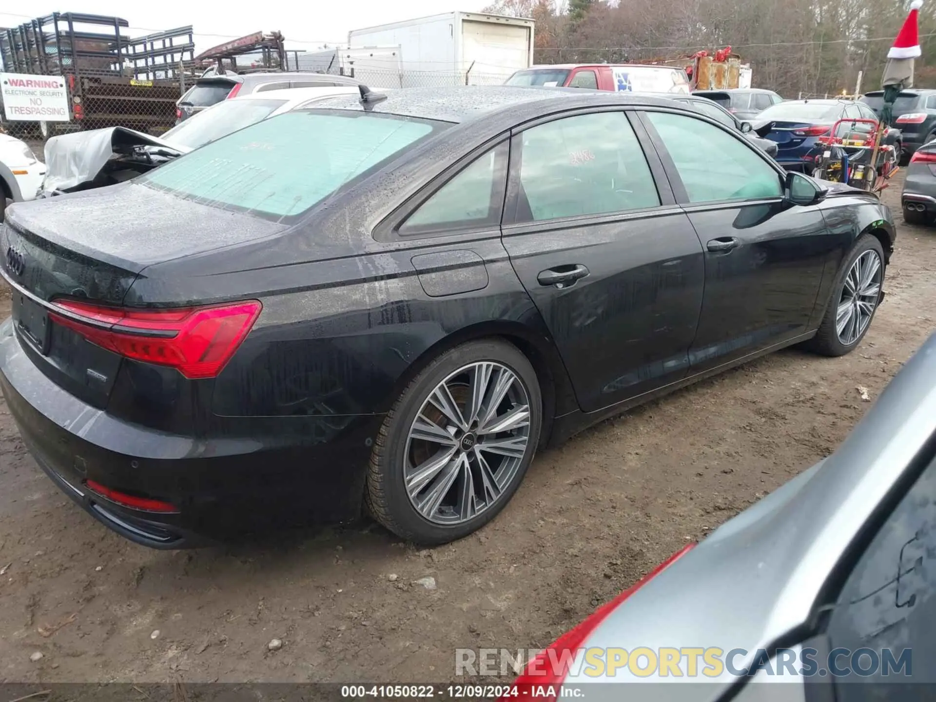 4 fotografías del automóvil dañado WAUD3AF2XMN056881 AUDI A6 SEDAN 2021
