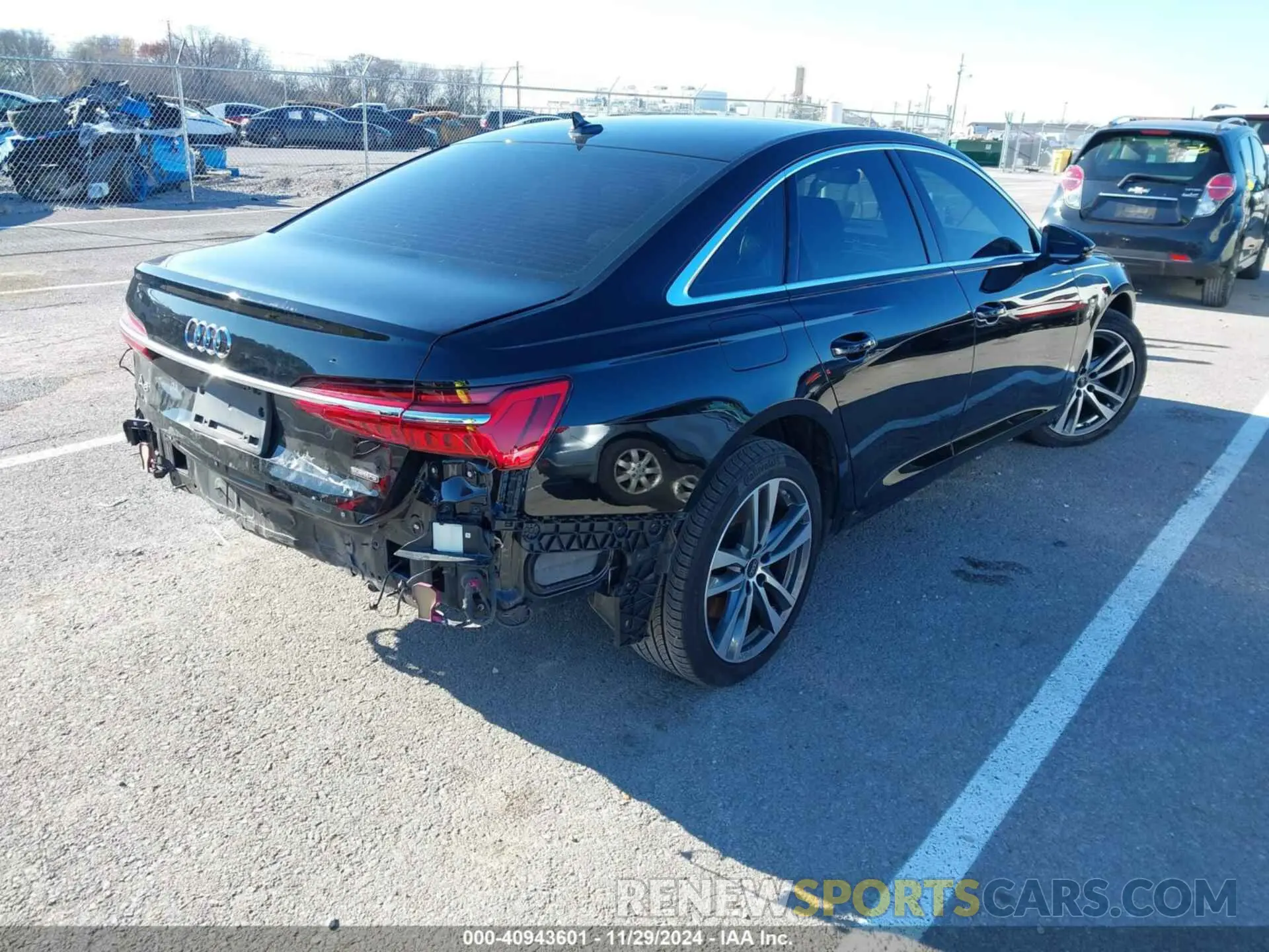 4 fotografías del automóvil dañado WAUE3BF25PN070038 AUDI A6 SEDAN 2023