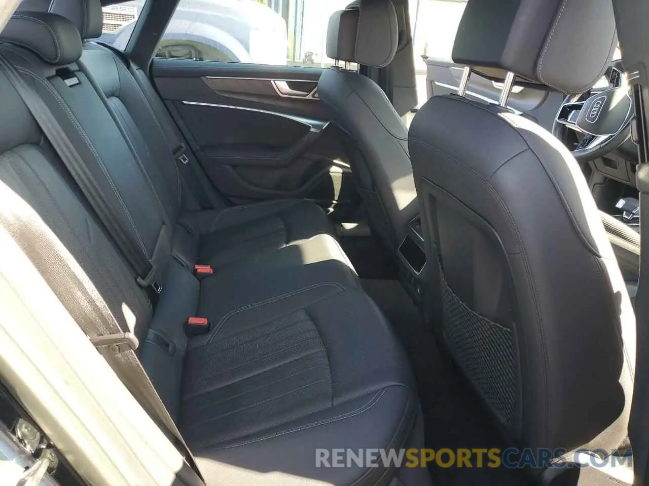 10 fotografías del automóvil dañado WAUR2AF21KN052210 AUDI A7 2019