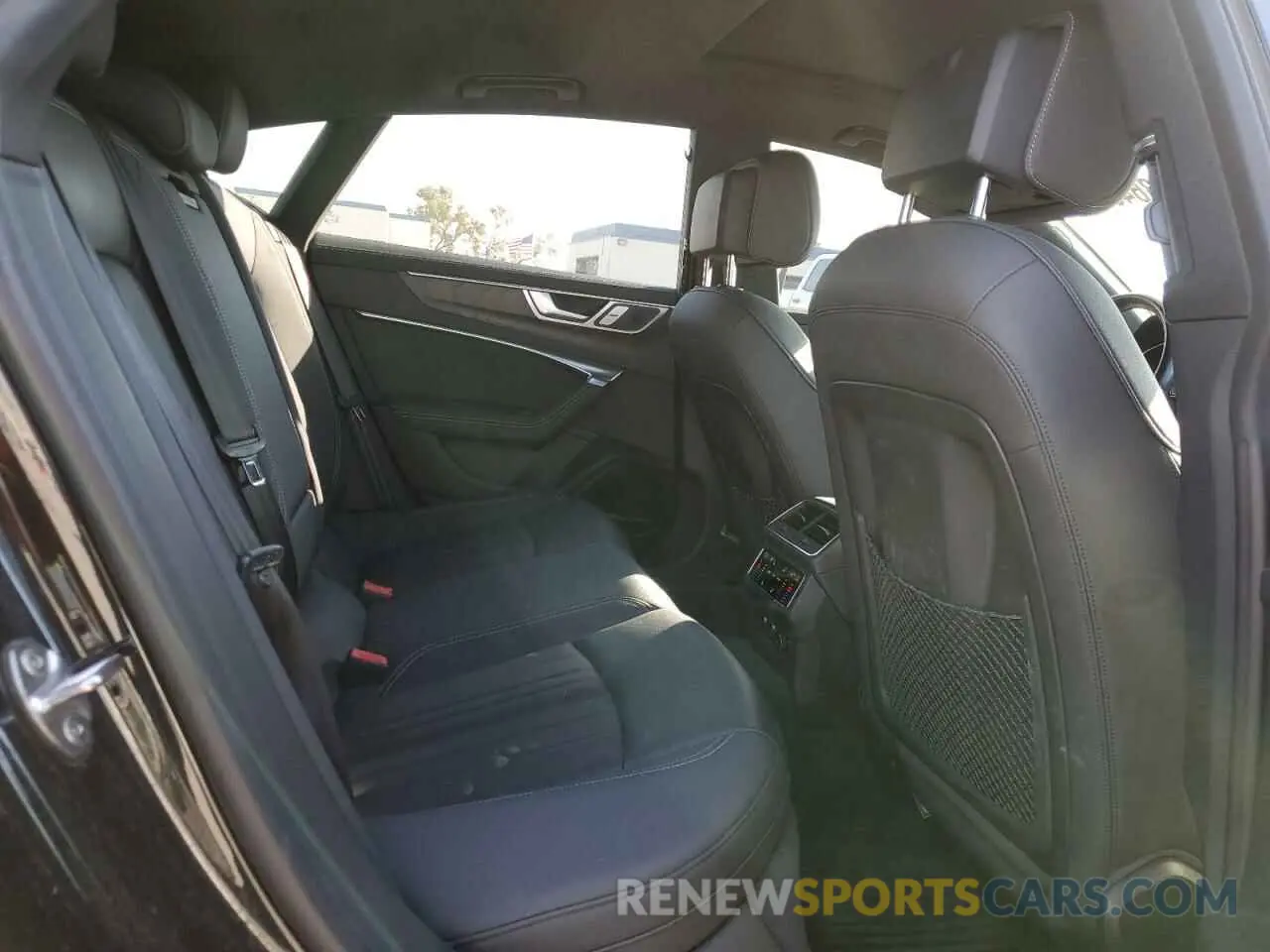 10 fotografías del automóvil dañado WAUV2AF24KN103309 AUDI A7 2019