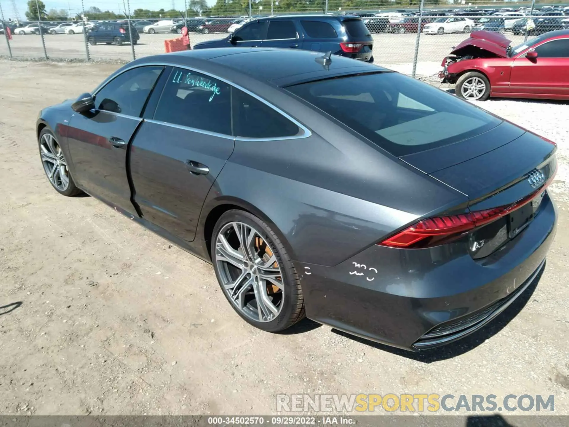 3 fotografías del automóvil dañado WAUV2AF25KN084253 AUDI A7 2019