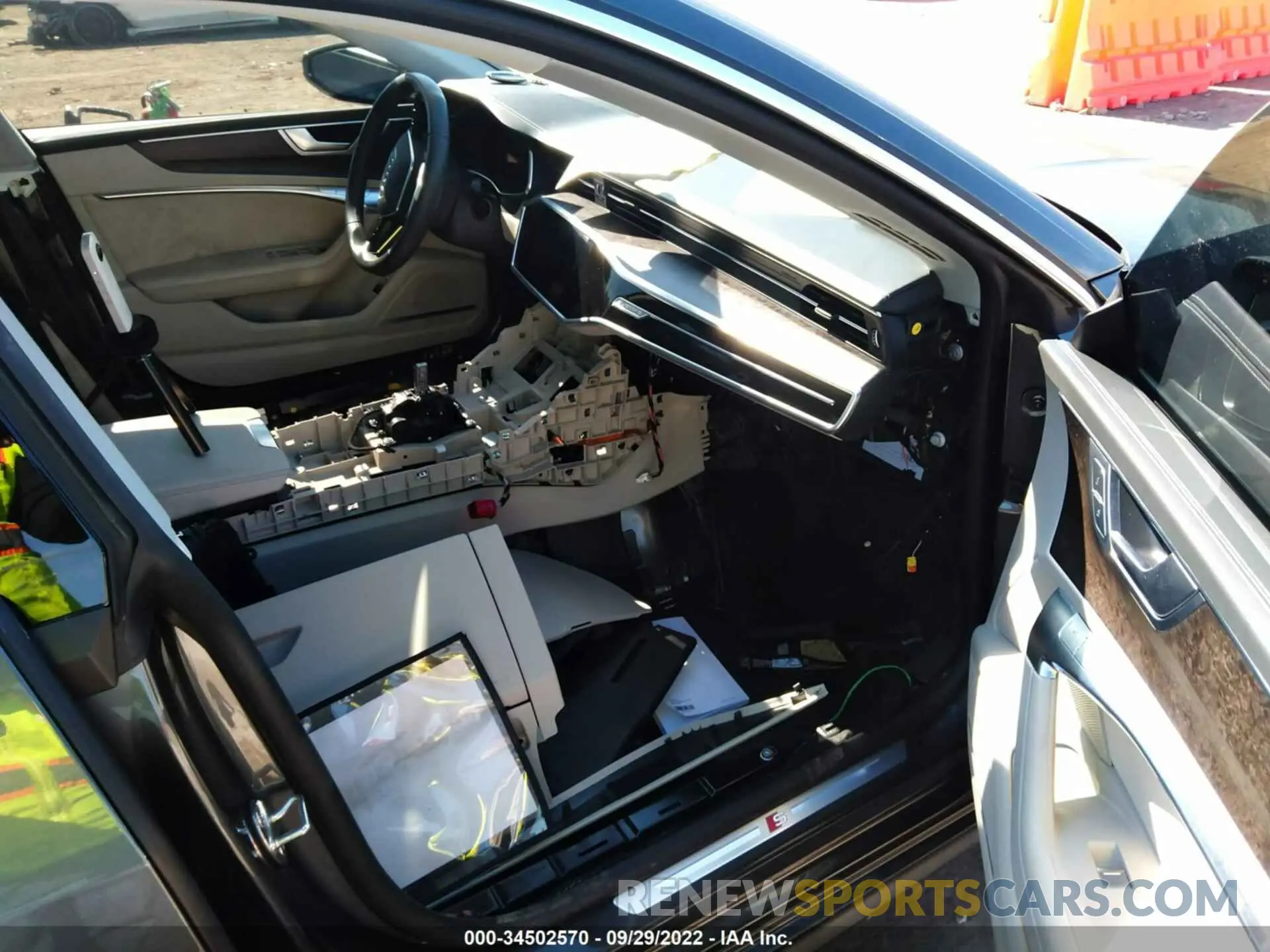 5 fotografías del automóvil dañado WAUV2AF25KN084253 AUDI A7 2019
