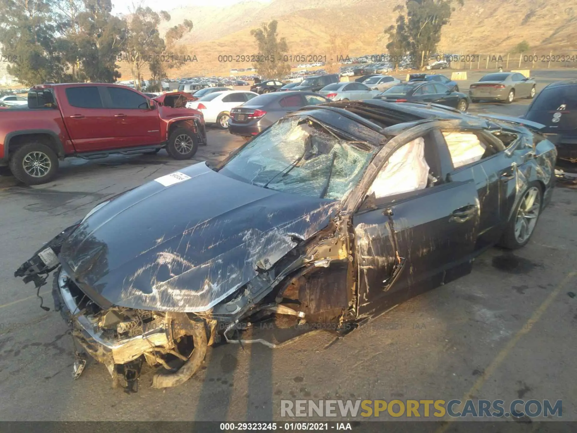 2 fotografías del automóvil dañado WAUU2AF24LN054948 AUDI A7 2020