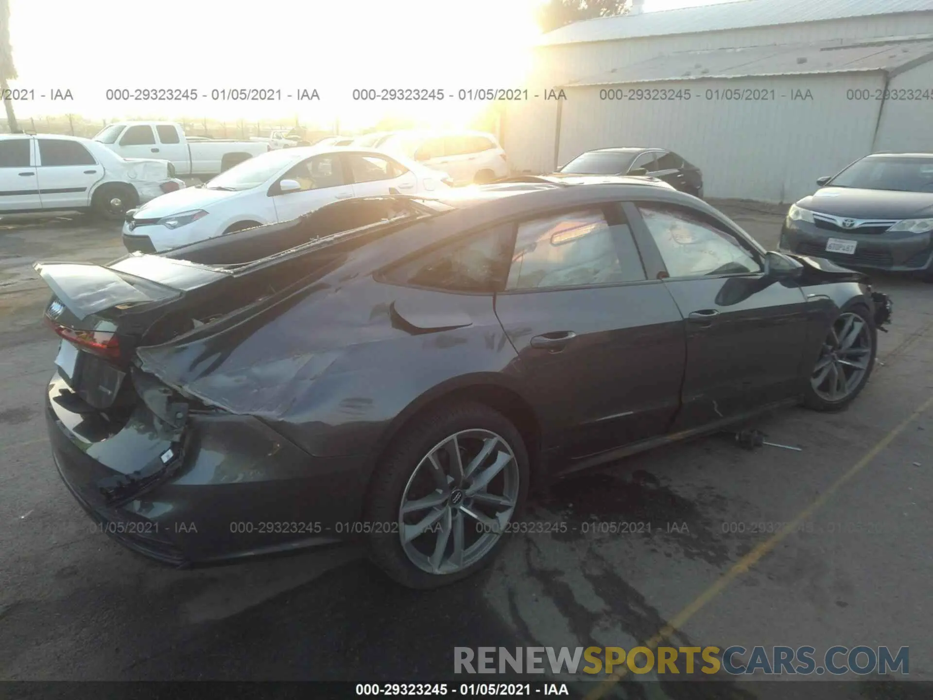 4 fotografías del automóvil dañado WAUU2AF24LN054948 AUDI A7 2020