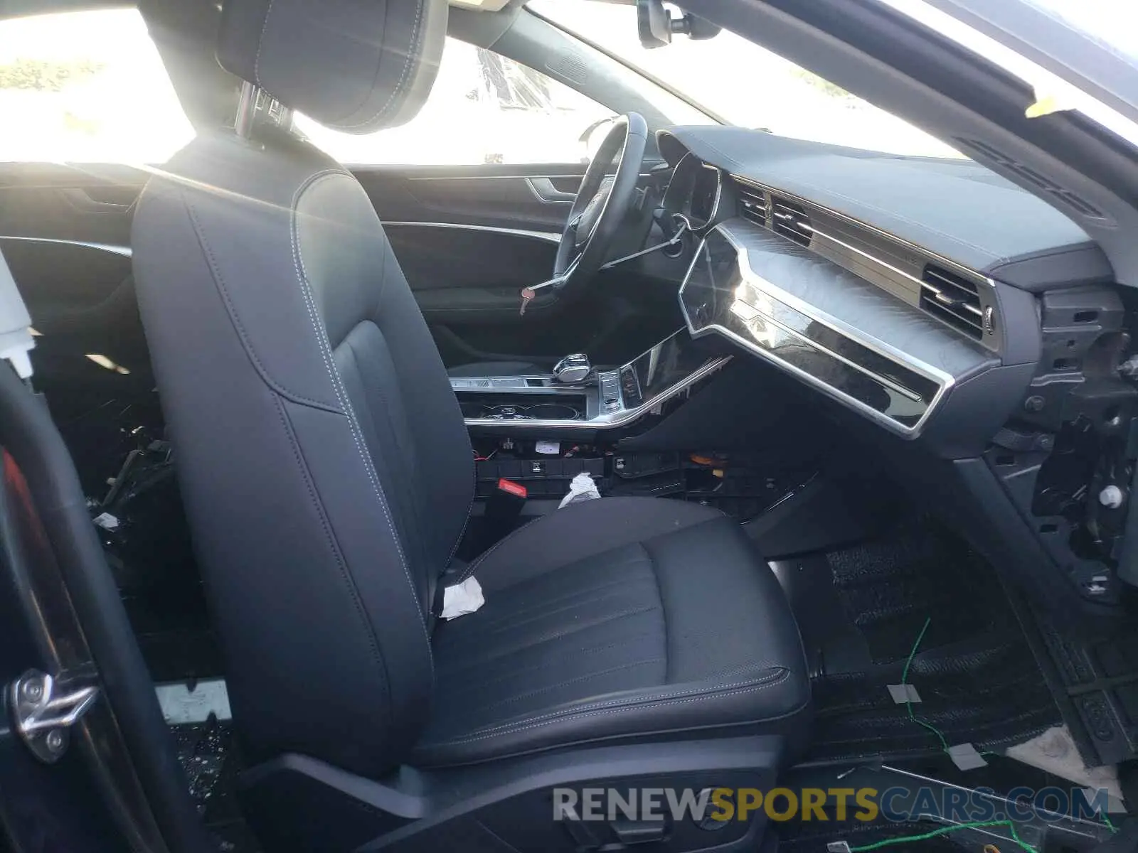 5 fotografías del automóvil dañado WAUV2AF27LN083767 AUDI A7 2020