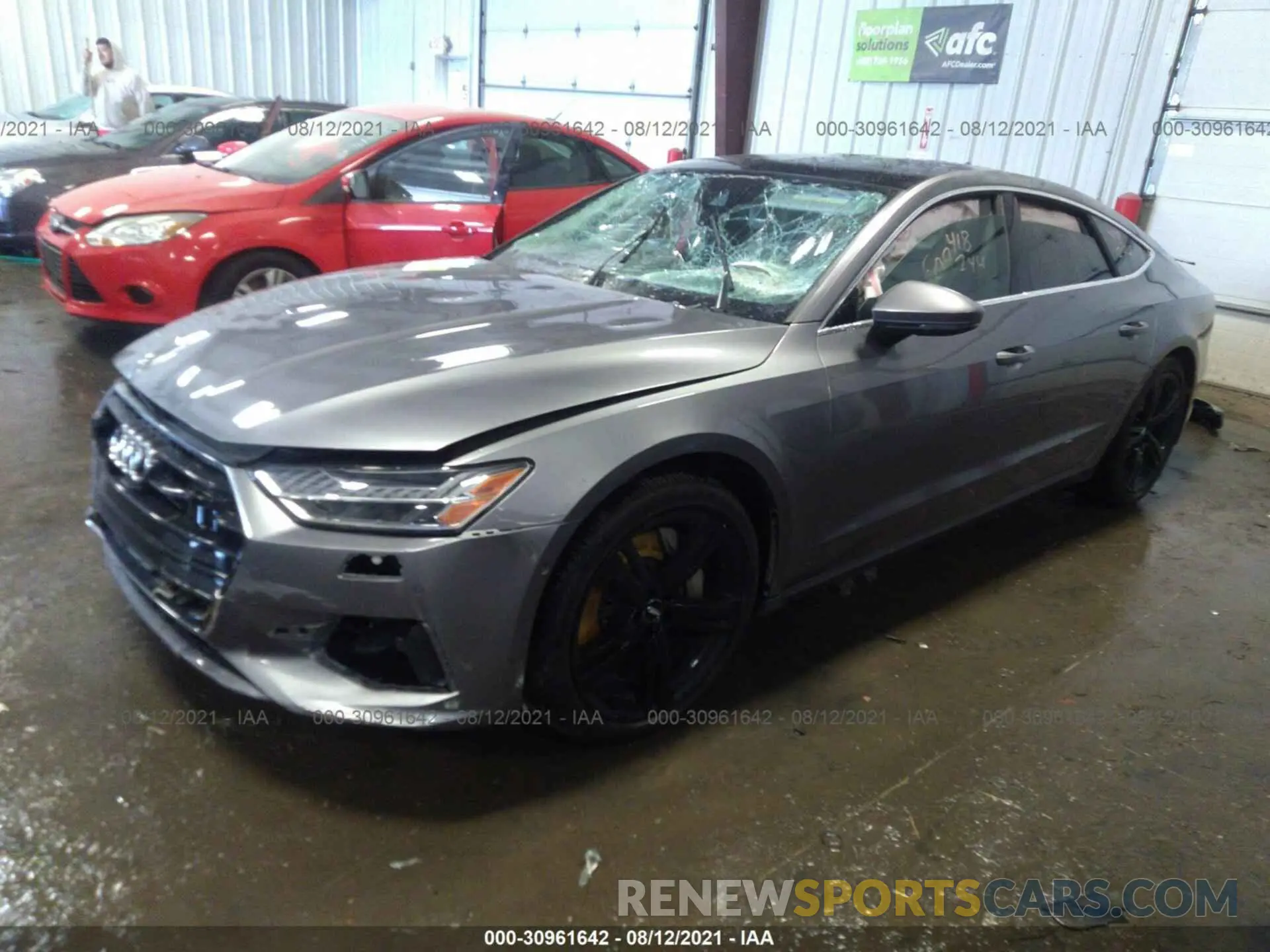 2 fotografías del automóvil dañado WAUR2AF26MN011123 AUDI A7 2021
