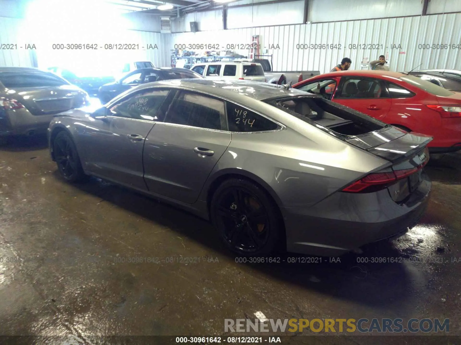 3 fotografías del automóvil dañado WAUR2AF26MN011123 AUDI A7 2021