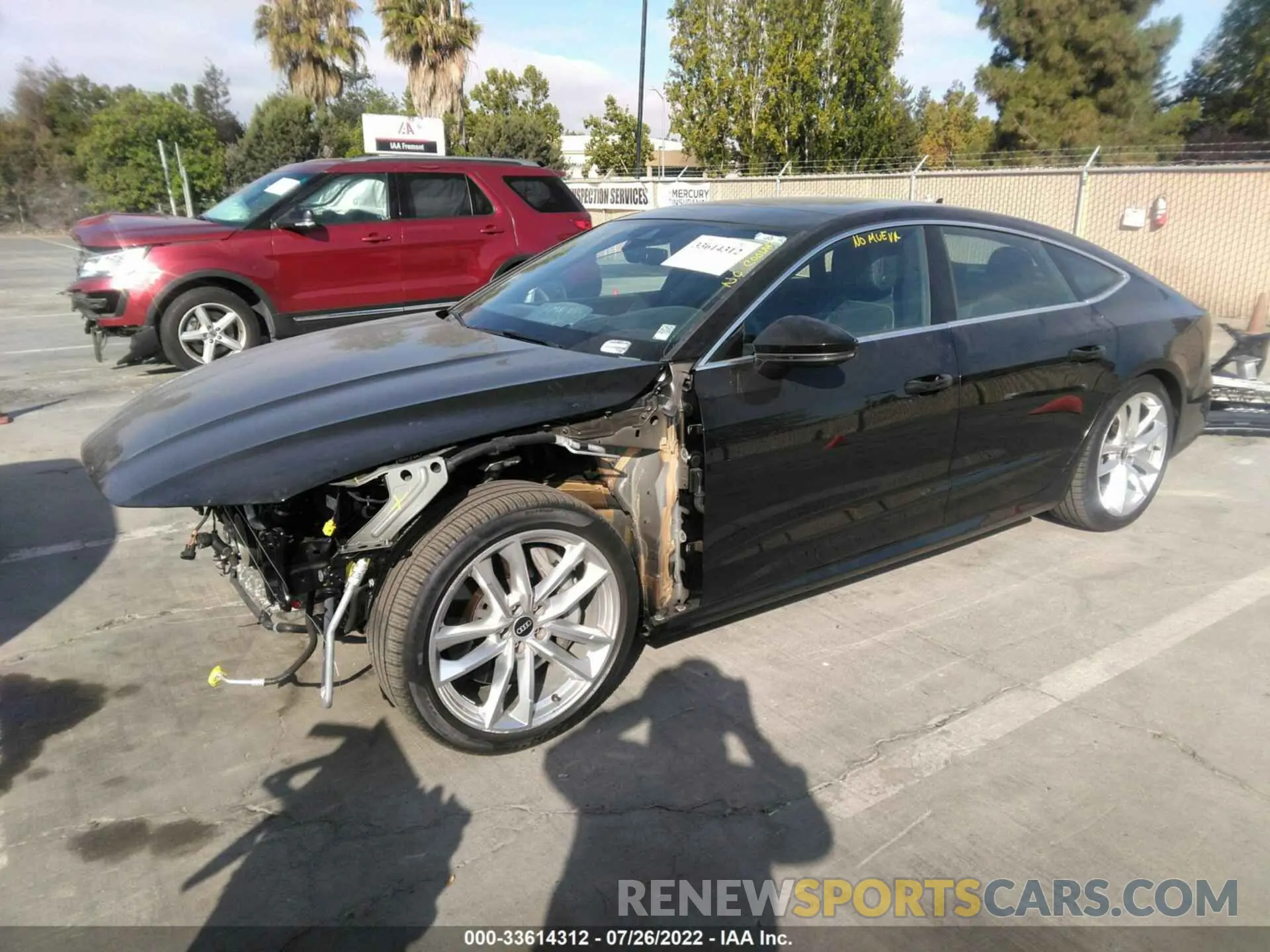 2 fotografías del automóvil dañado WAUV2AF2XMN046245 AUDI A7 2021