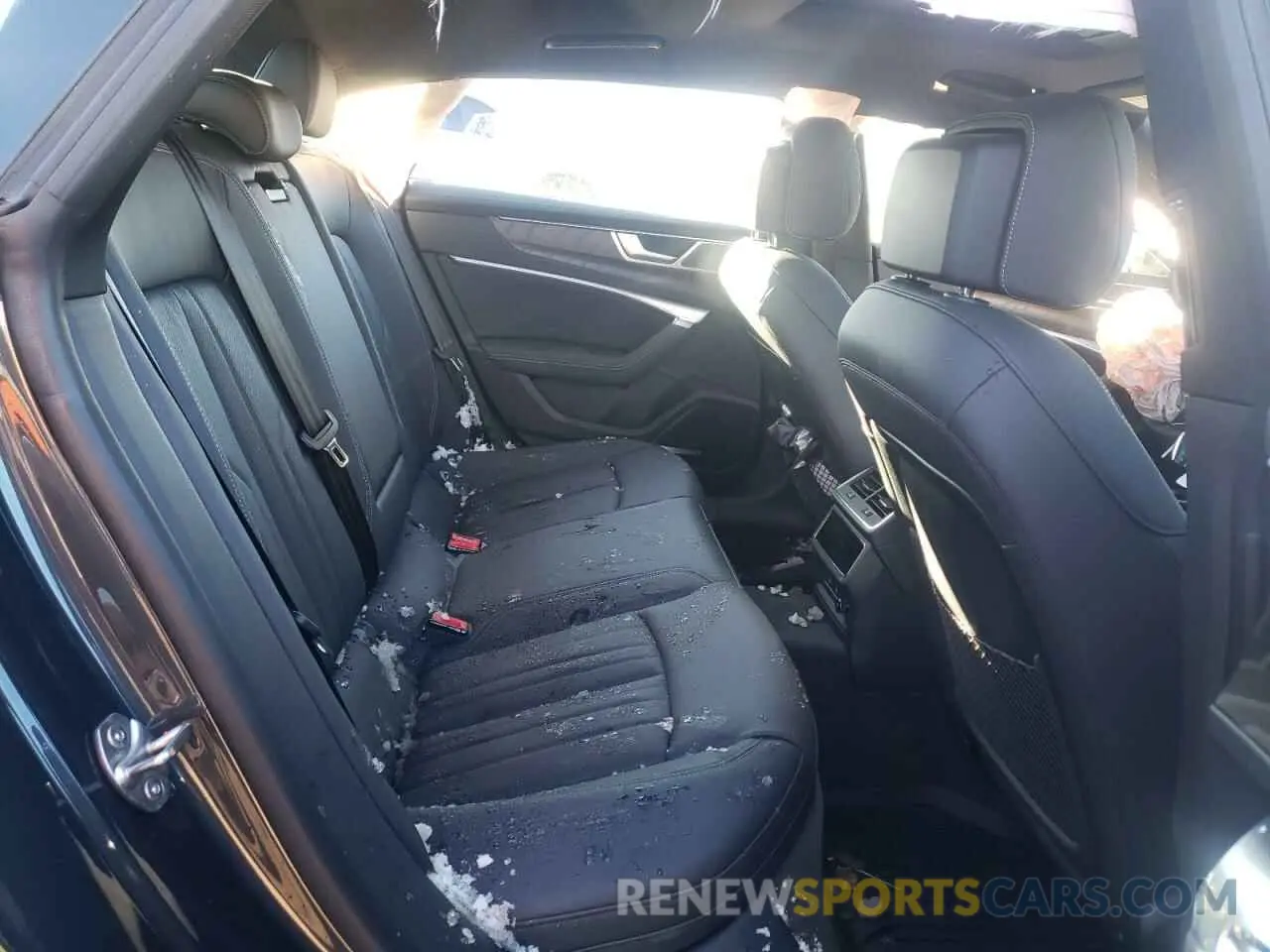 6 fotografías del automóvil dañado WAUR2BF24NN008311 AUDI A7 2022