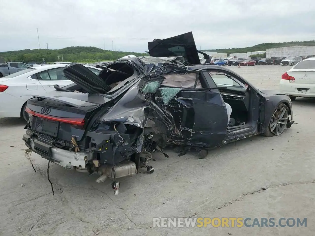 3 fotografías del automóvil dañado WAUV2BF25PN040234 AUDI A7 2023