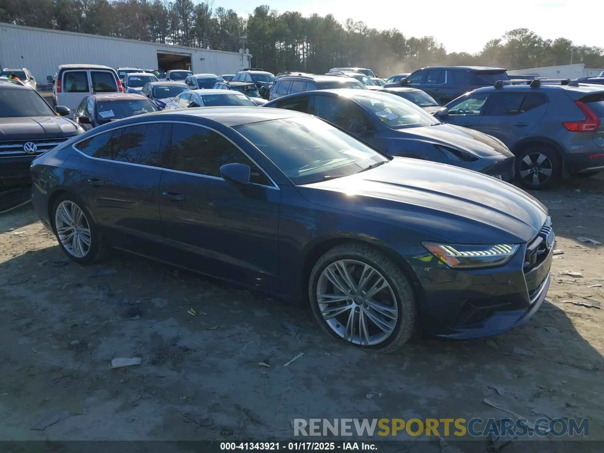 13 fotografías del automóvil dañado WAUR2AF27LN029886 AUDI A7 SPORTBACK 2020