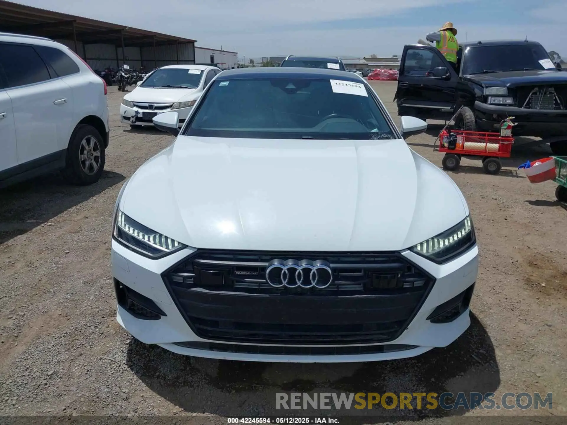 12 fotografías del automóvil dañado WAUU2AF29LN057151 AUDI A7 SPORTBACK 2020