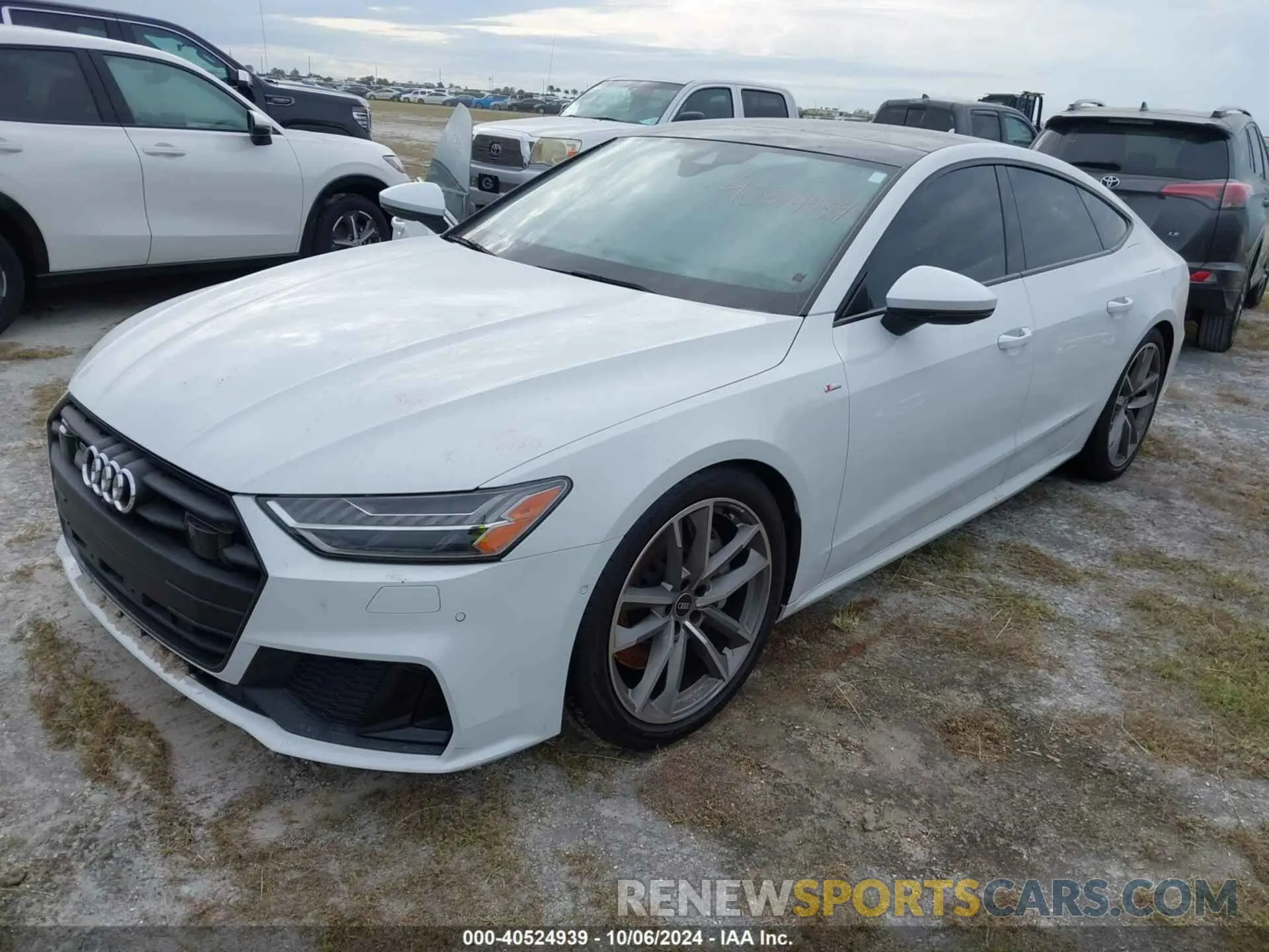 2 fotografías del automóvil dañado WAUTPBF26MN083100 AUDI A7 SPORTBACK 2021