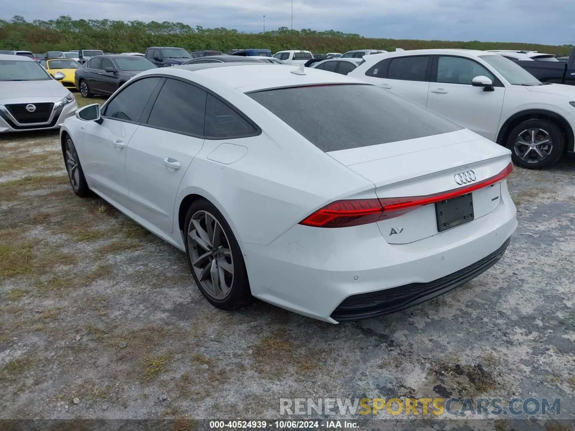 3 fotografías del automóvil dañado WAUTPBF26MN083100 AUDI A7 SPORTBACK 2021